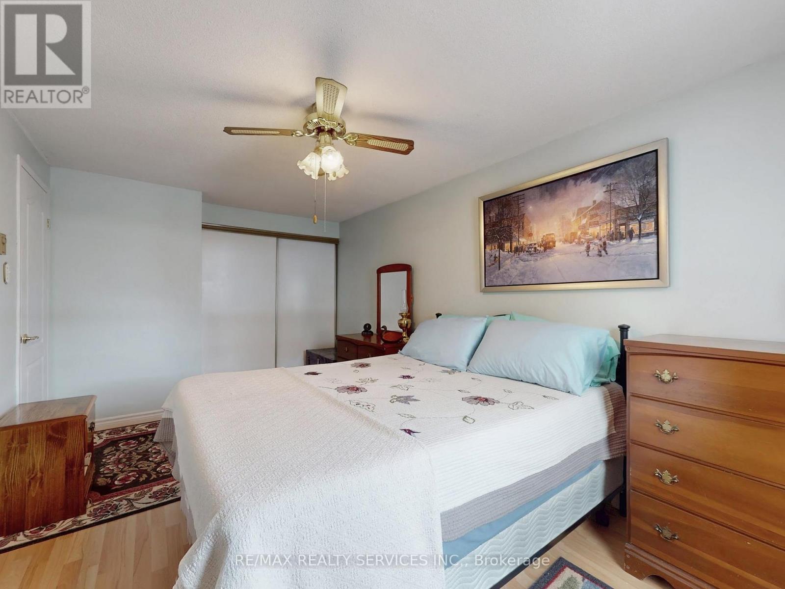 2 Grove Park Square, Brampton, Ontario L6S 2K3 - Photo 22 - W12611410