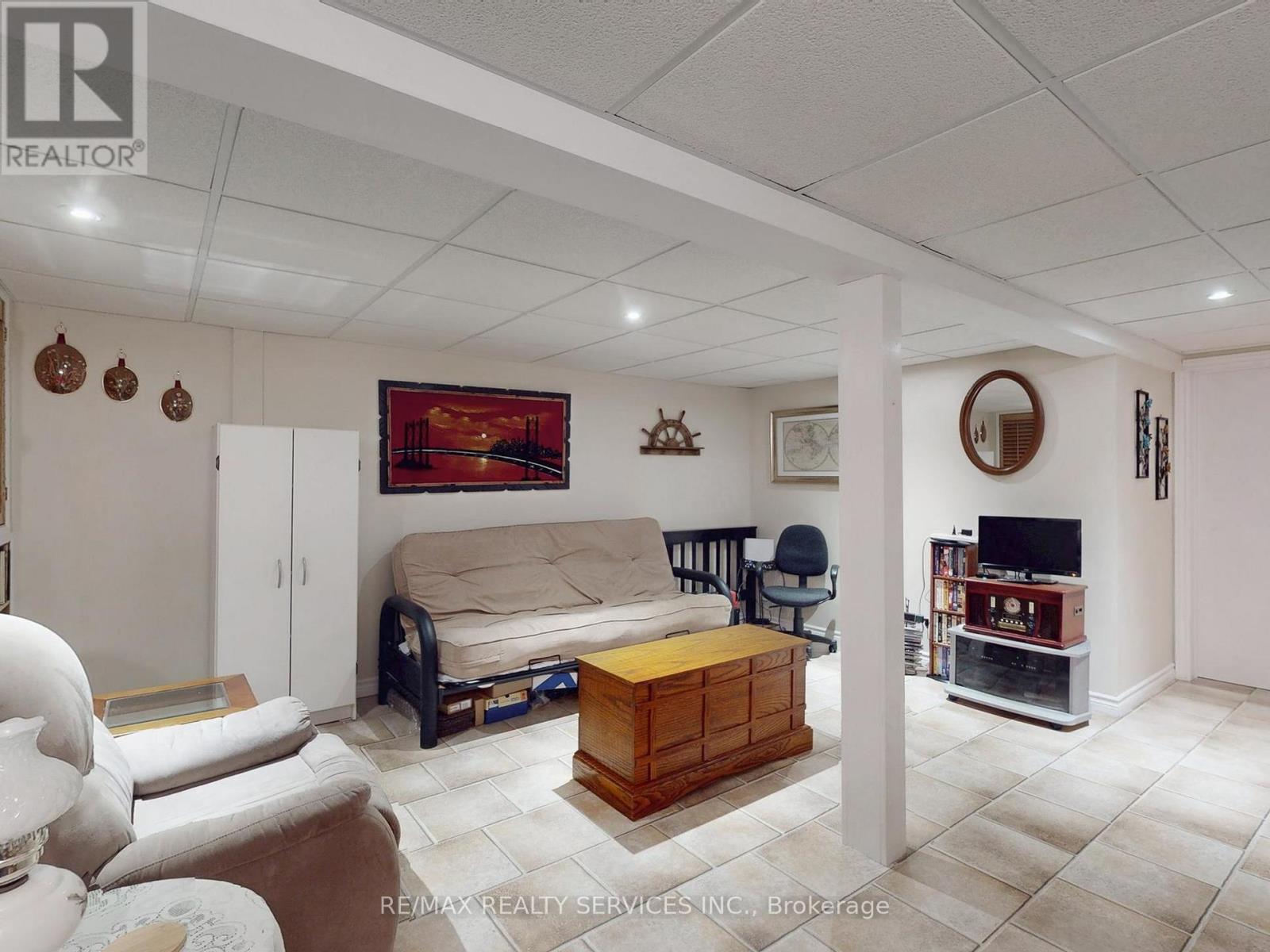 2 Grove Park Square, Brampton, Ontario L6S 2K3 - Photo 30 - W12611410