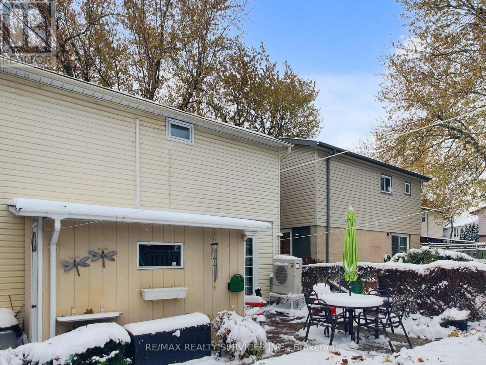 2 Grove Park Square, Brampton, Ontario L6S 2K3 - Photo 39 - W12611410