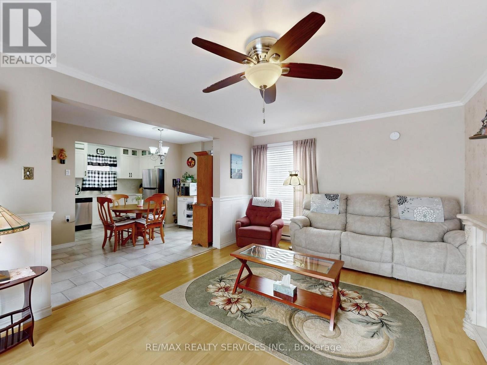 2 Grove Park Square, Brampton, Ontario L6S 2K3 - Photo 6 - W12611410