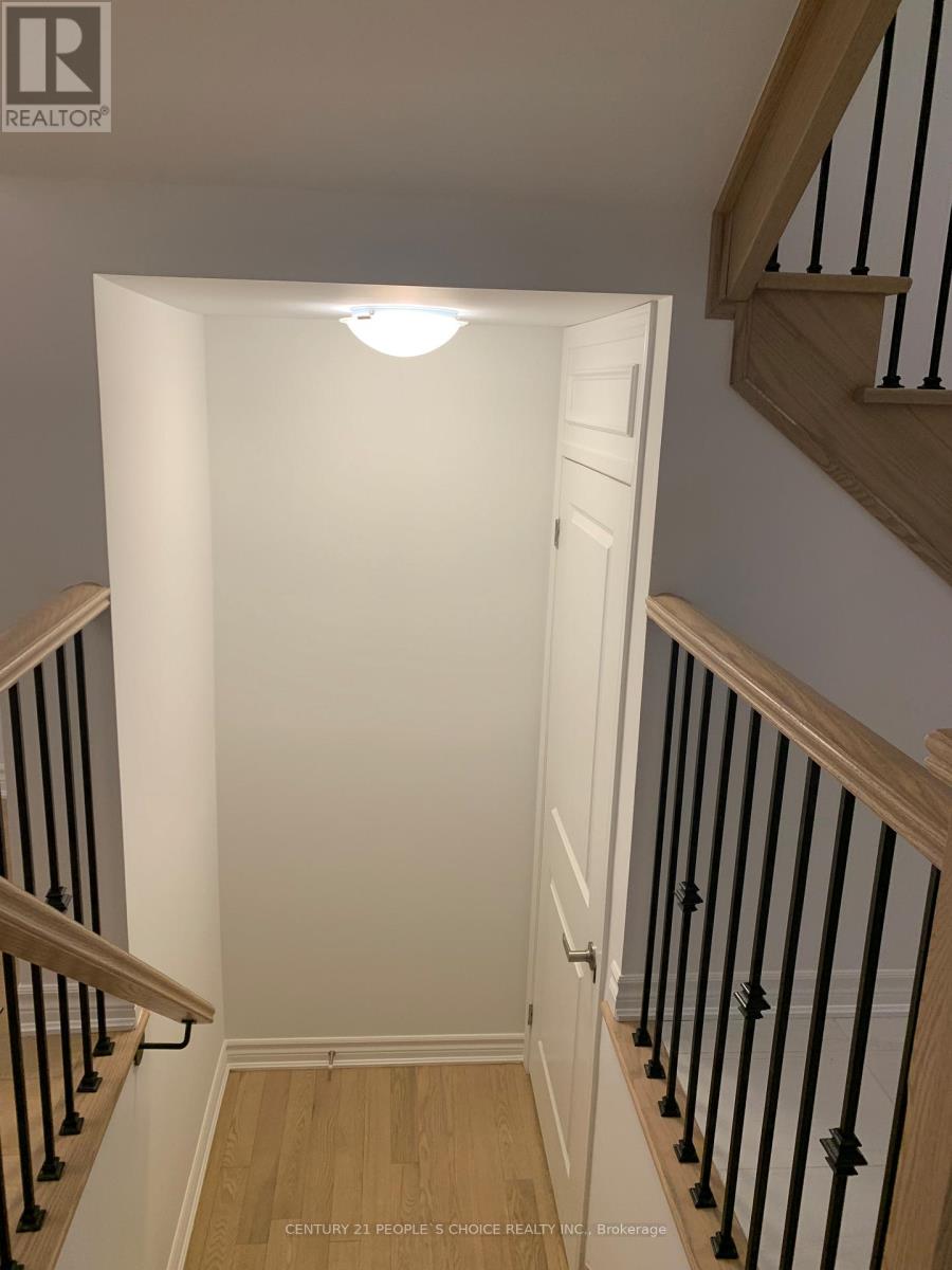 262 Marigold Court, Milton, Ontario  L9T 2X5 - Photo 17 - W12611438