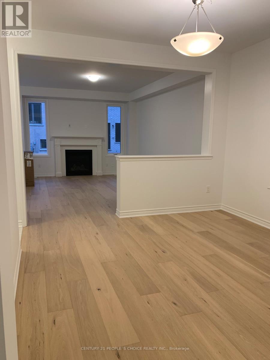 262 Marigold Court, Milton, Ontario  L9T 2X5 - Photo 5 - W12611438