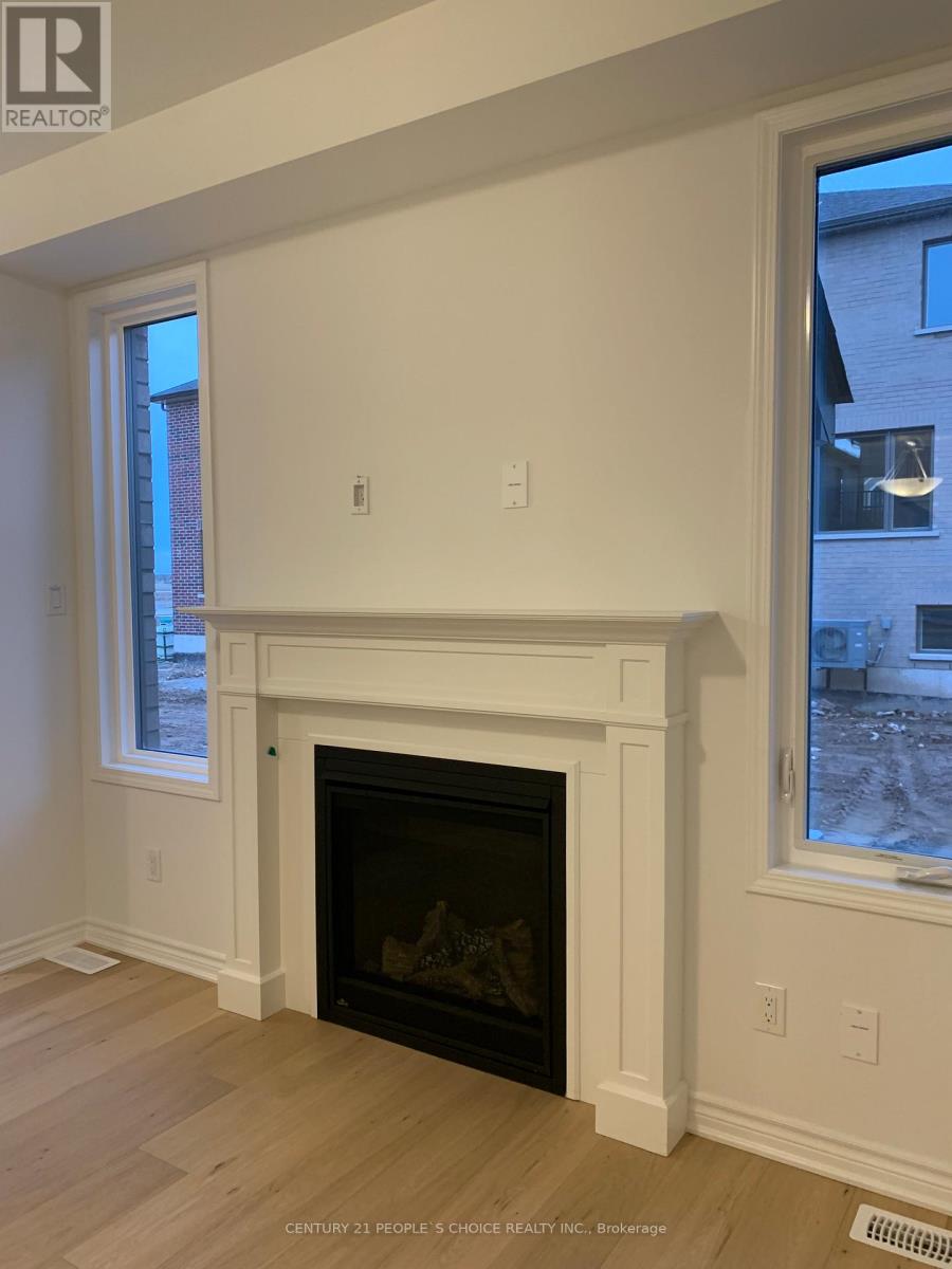 262 Marigold Court, Milton, Ontario  L9T 2X5 - Photo 8 - W12611438