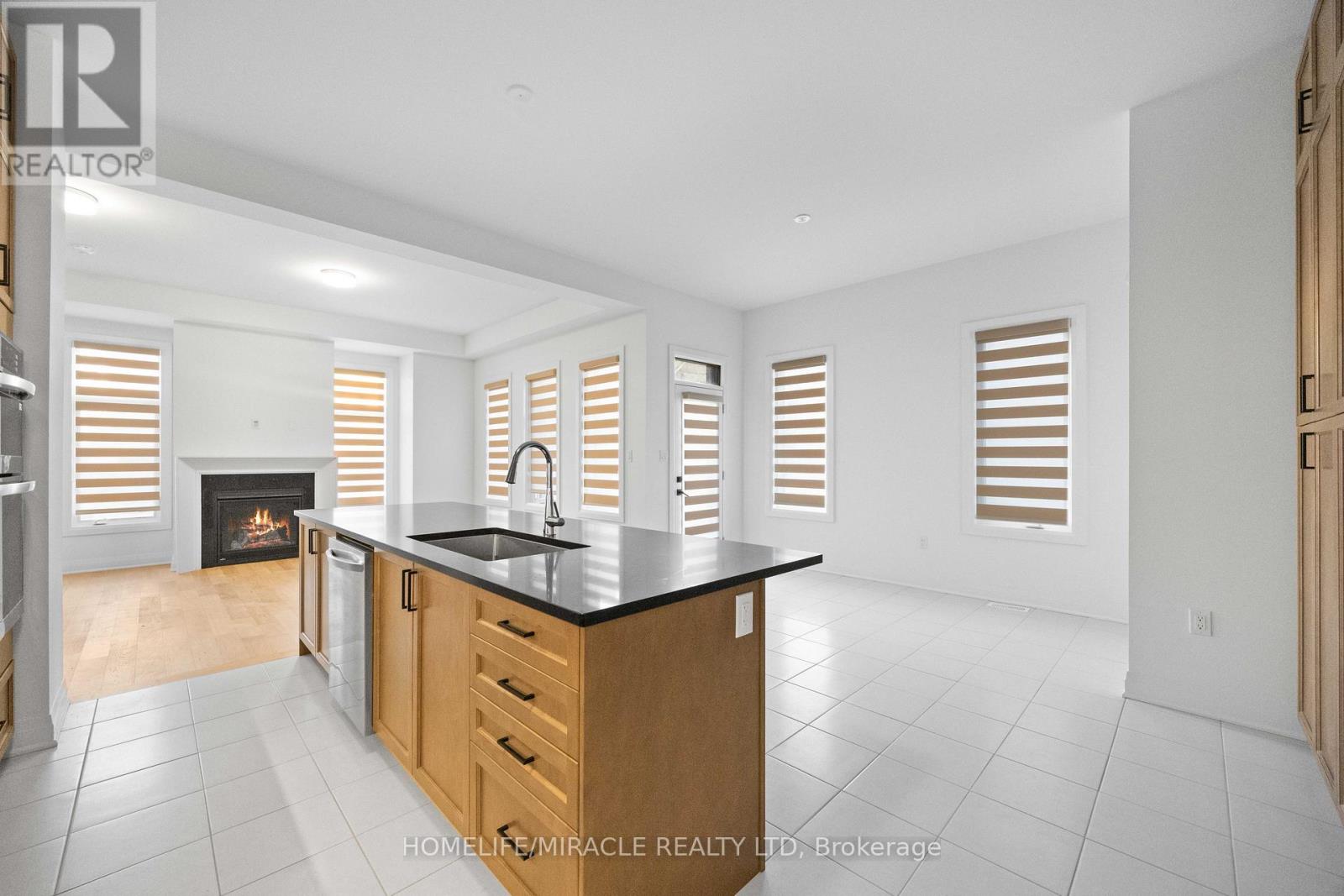 33 Spiritwood Way, Brampton, Ontario  L7A 0H5 - Photo 13 - W12611442