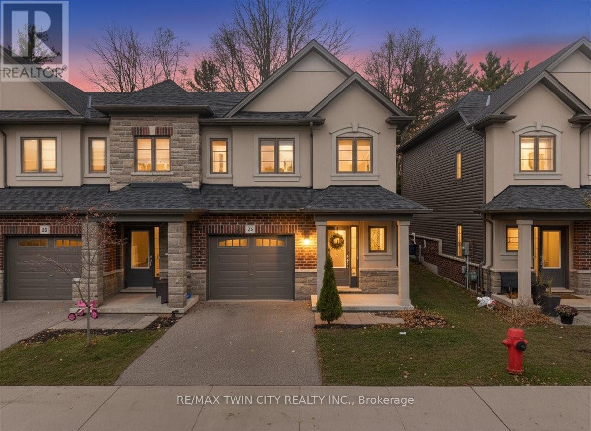 28 - 324 EQUESTRIAN WAY, Cambridge, Ontario