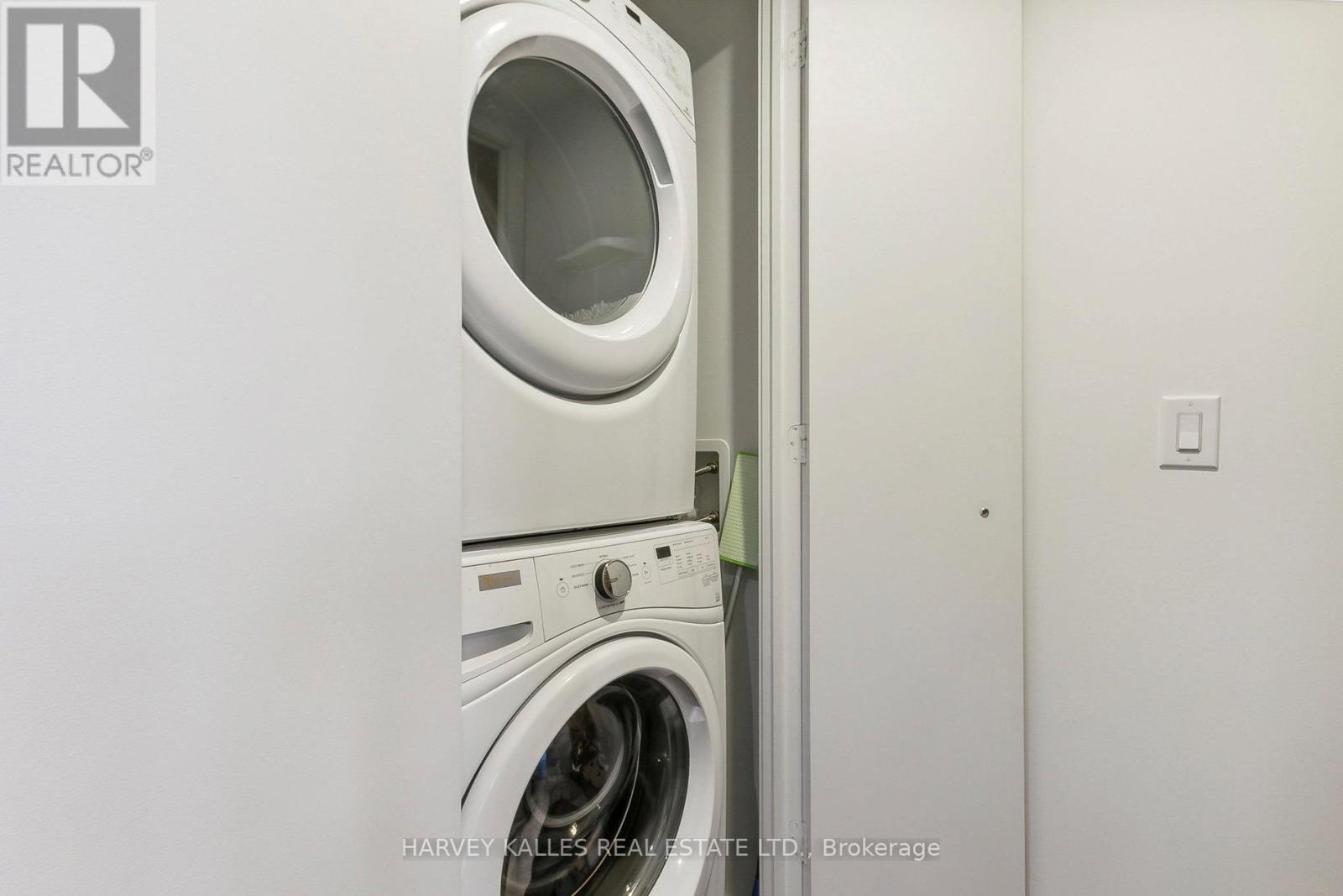 6801 - 1 Bloor Street E, Toronto, Ontario  M4W 0A8 - Photo 35 - C12609744