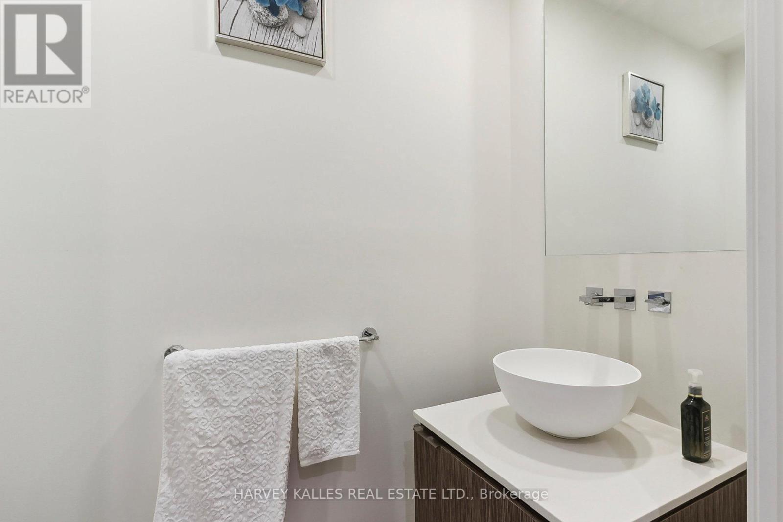 6801 - 1 Bloor Street E, Toronto, Ontario  M4W 0A8 - Photo 34 - C12609744