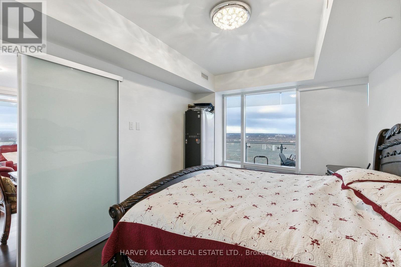 6801 - 1 Bloor Street E, Toronto, Ontario  M4W 0A8 - Photo 27 - C12609744