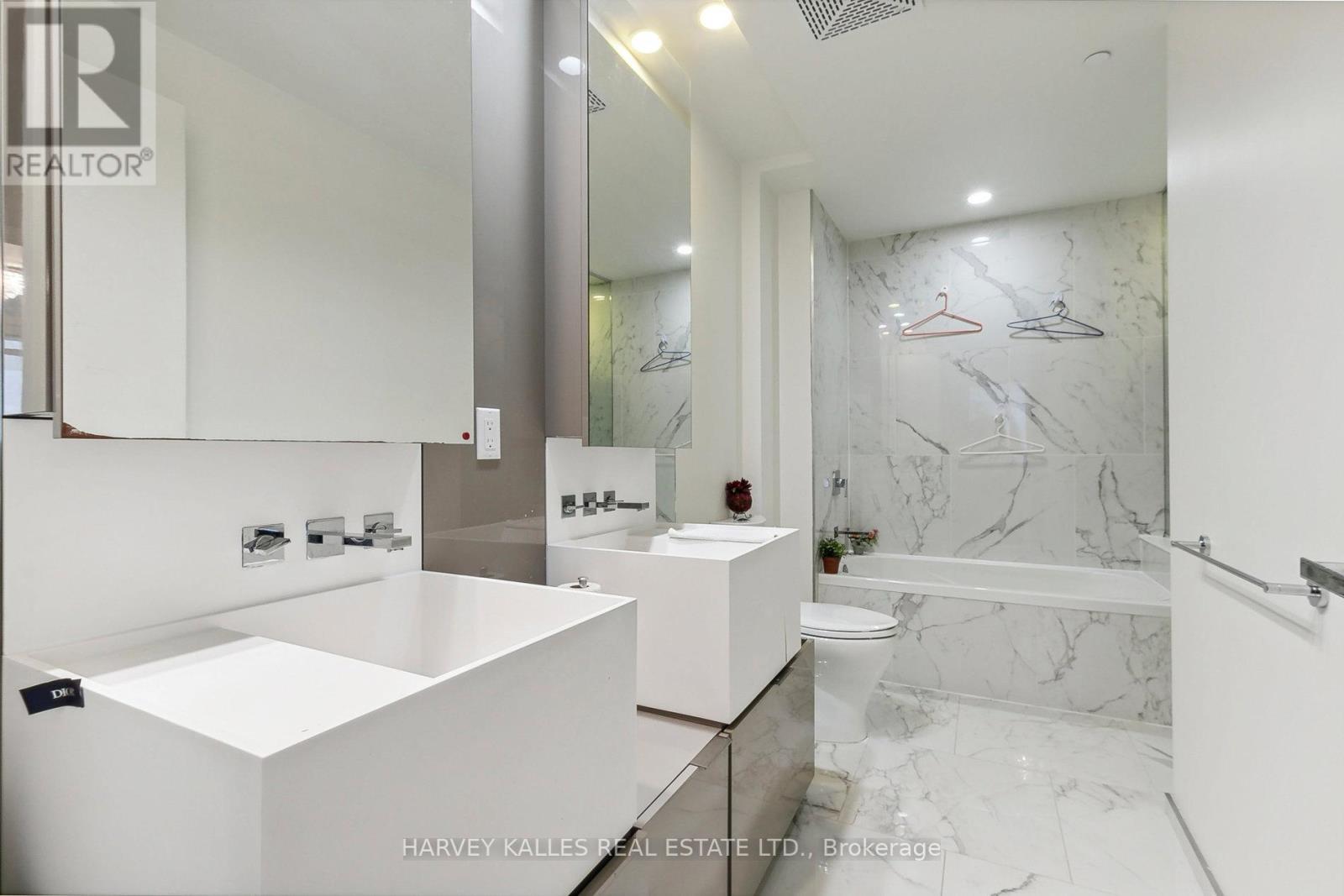 6801 - 1 Bloor Street E, Toronto, Ontario  M4W 0A8 - Photo 28 - C12609744