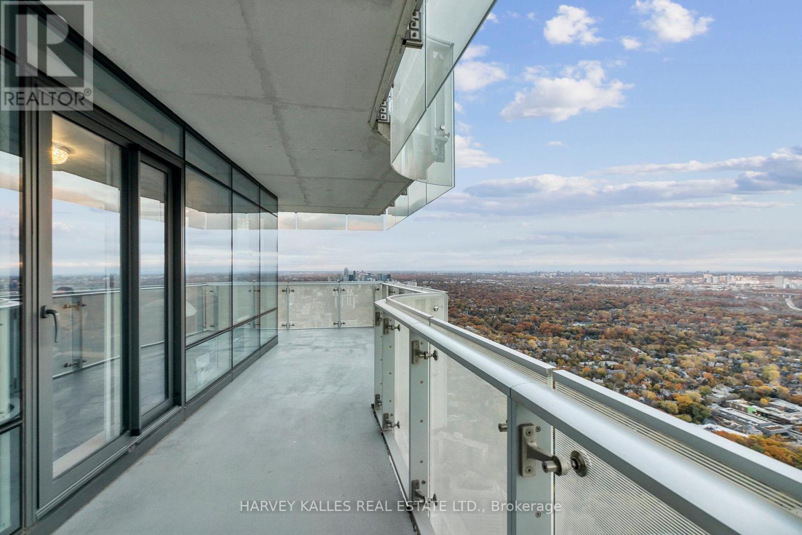 6801 - 1 Bloor Street E, Toronto, Ontario  M4W 0A8 - Photo 36 - C12609744