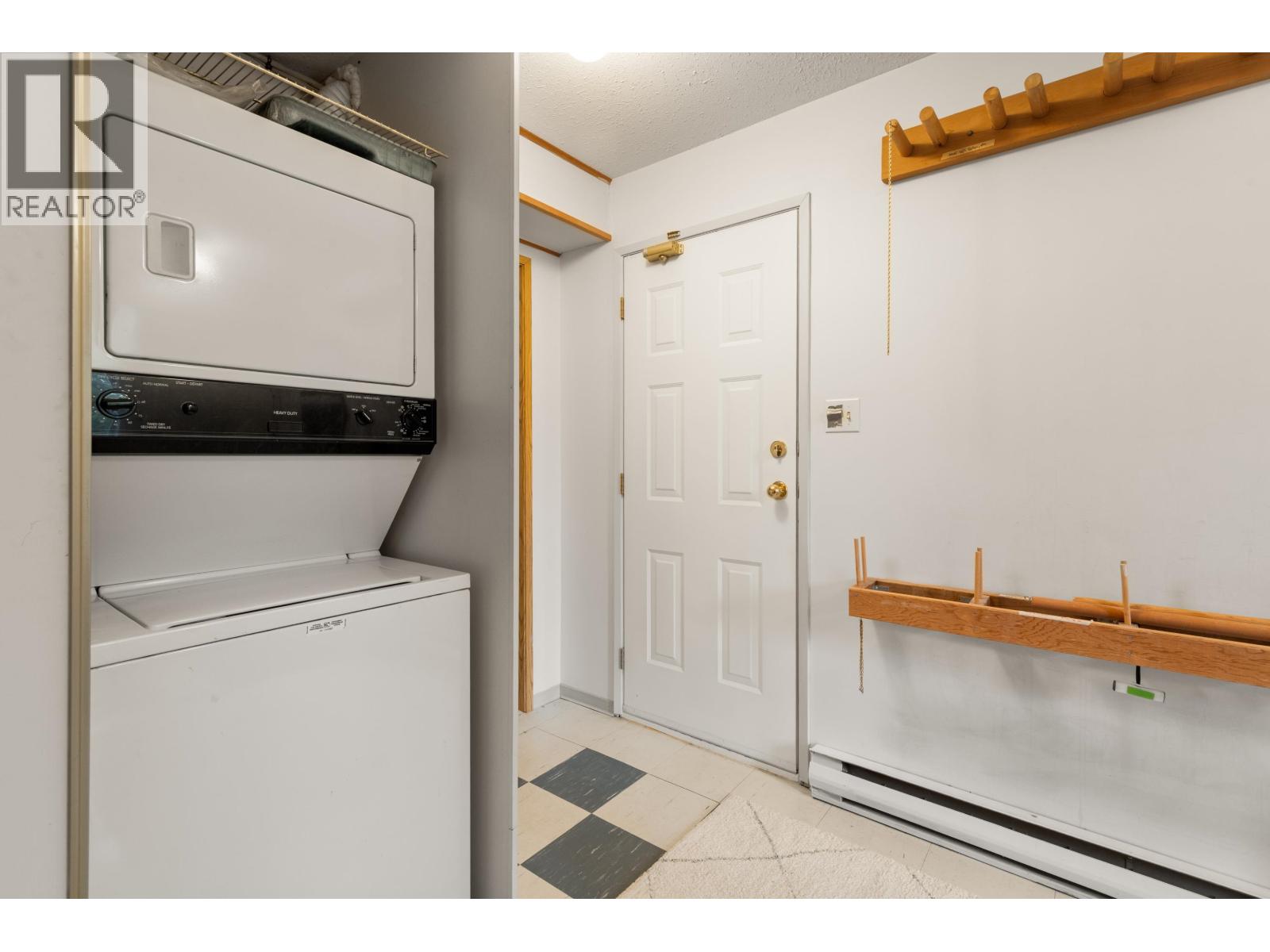 4 2134 Timber Ridge, Whistler, British Columbia  V8E 0A8 - Photo 6 - R3072873