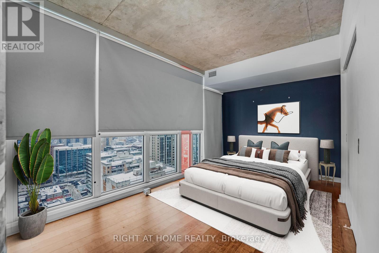 2010 - 324 Laurier Avenue W, Ottawa, Ontario  K1P 0A4 - Photo 18 - X12479130