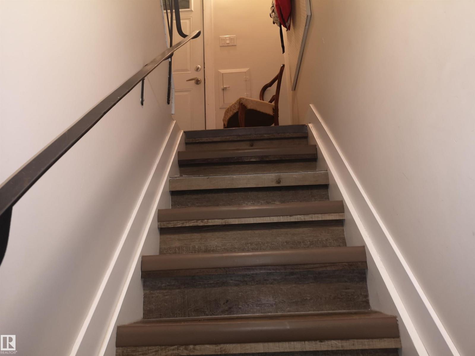 8032 70 Av Nw Nw, Edmonton, Alberta T6C 0A5 - Photo 42 - E4461068