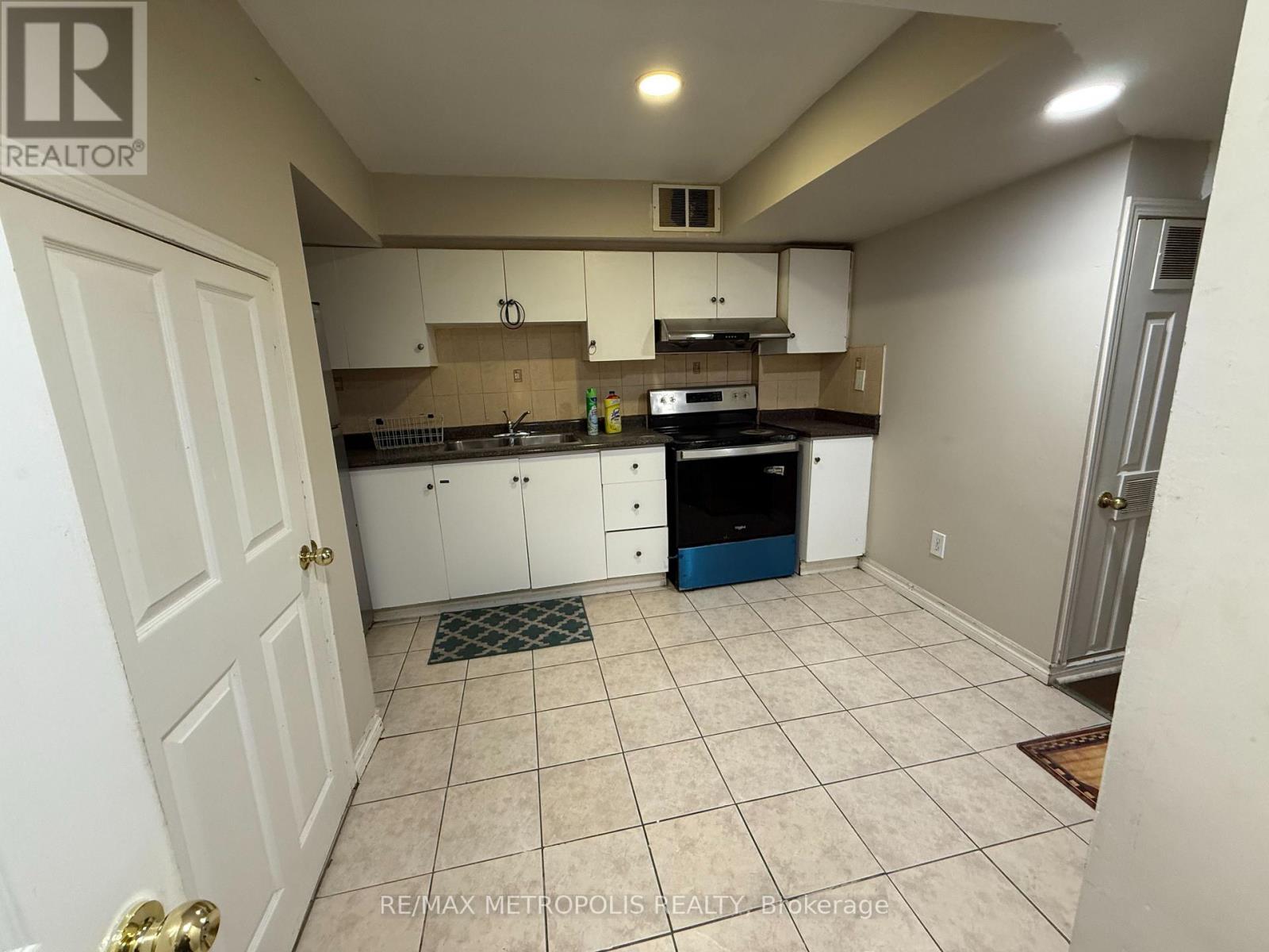 BSMT - 106 MARYDALE AVENUE, Markham, Ontario