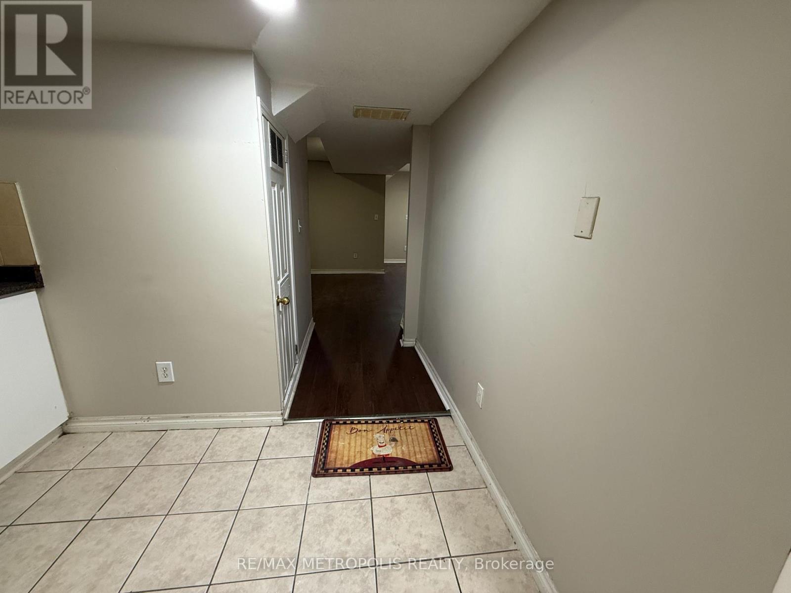 Bsmt - 106 Marydale Avenue, Markham, Ontario  L3S 3N9 - Photo 2 - N12611504