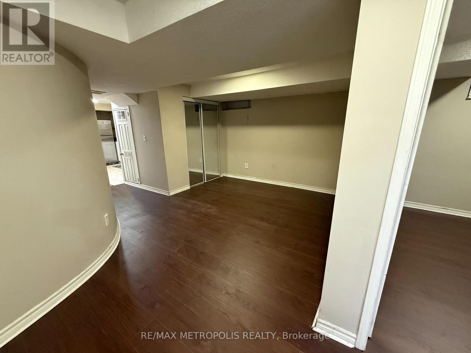 Bsmt - 106 Marydale Avenue, Markham, Ontario  L3S 3N9 - Photo 3 - N12611504