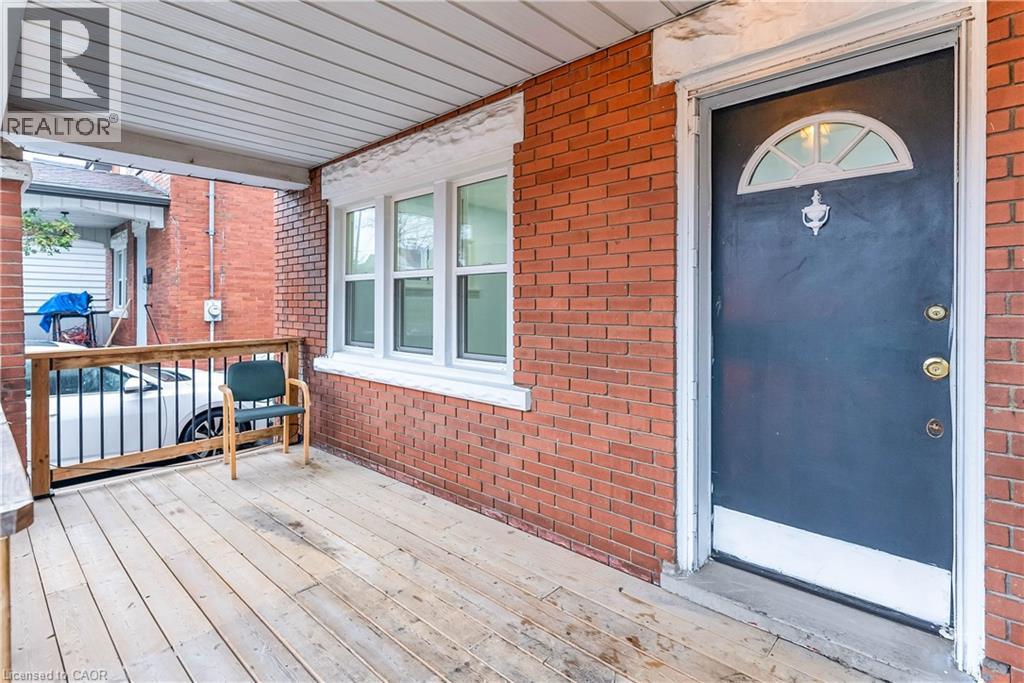 392 Victoria Street S, Kitchener, Ontario  N2M 3A5 - Photo 2 - 40792648