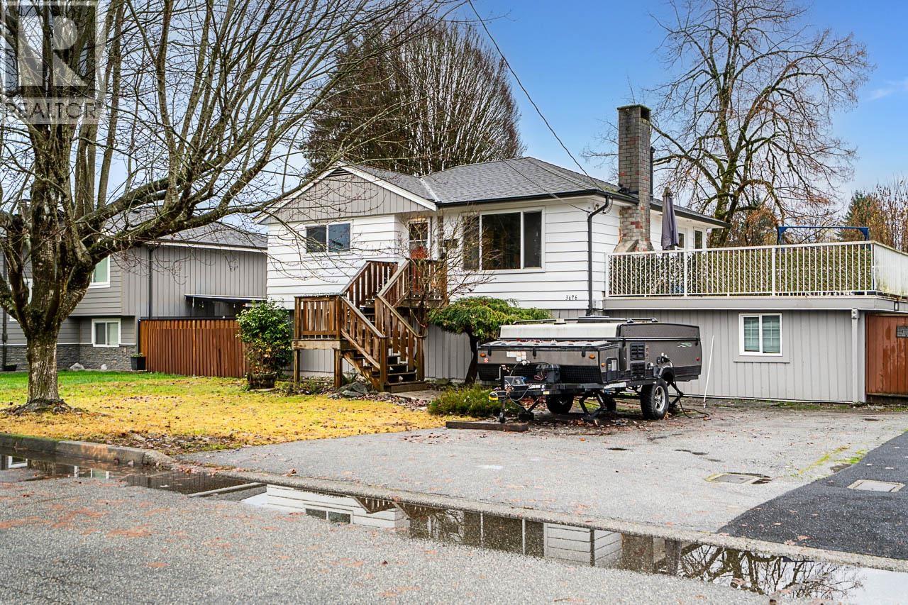 3676 Inverness Street, Port Coquitlam, British Columbia  V3B 3B4 - Photo 1 - R3072876