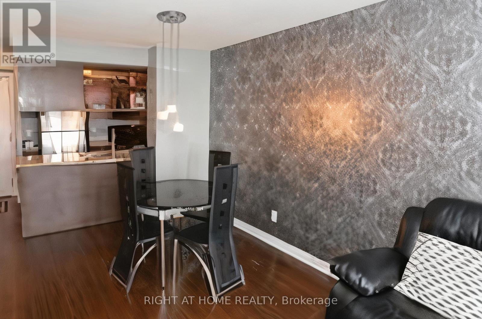 707 - 2379 Central Park Drive, Oakville, Ontario  L6H 0E3 - Photo 5 - W12611508