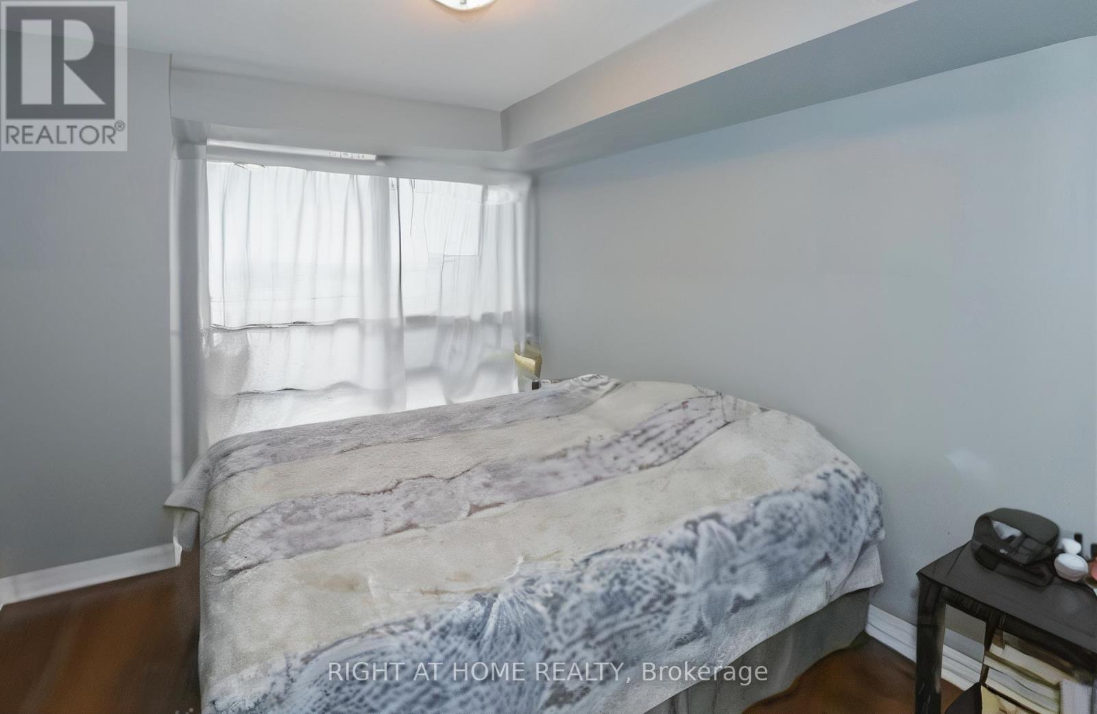 707 - 2379 Central Park Drive, Oakville, Ontario  L6H 0E3 - Photo 6 - W12611508