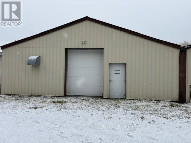 4 & 5 - 2107 Second Street W, Cornwall, Ontario K6H 5R6 - Photo 9 - X12611554