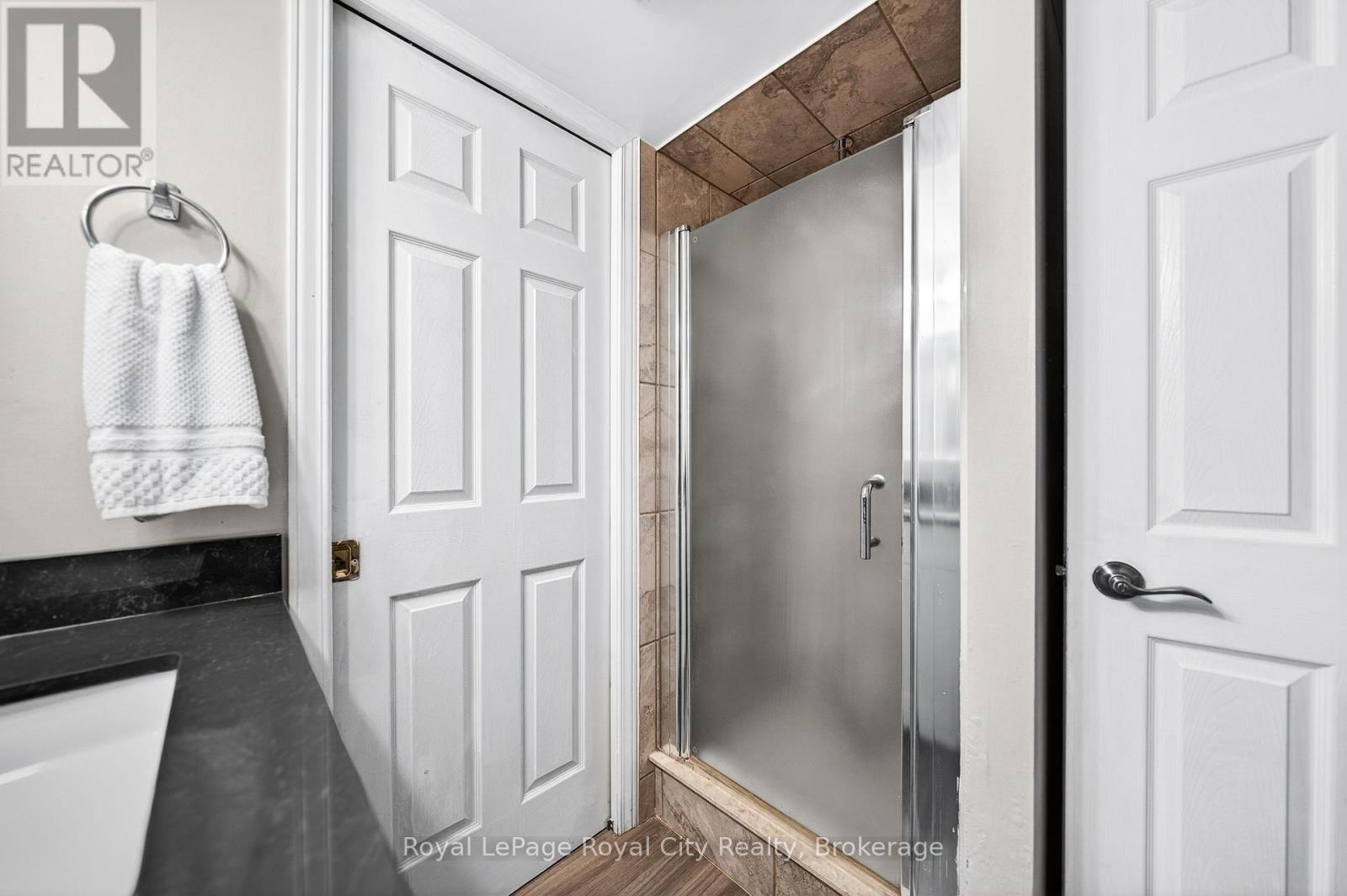 701 - 281 Bristol Street, Guelph (Junction/onward Willow), Ontario  N1H 8J3 - Photo 17 - X12611522