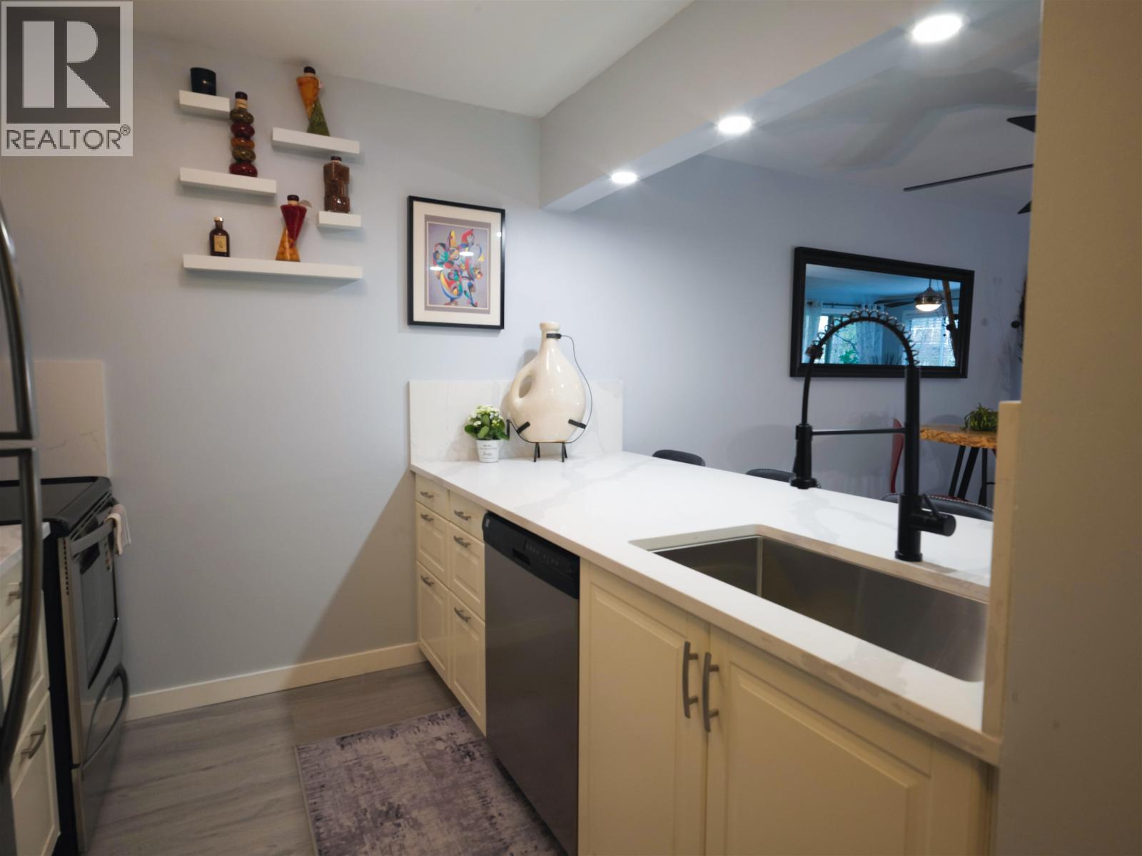 204 1550 Mariner Walk, Vancouver, British Columbia  V6J 4X9 - Photo 19 - R3072856