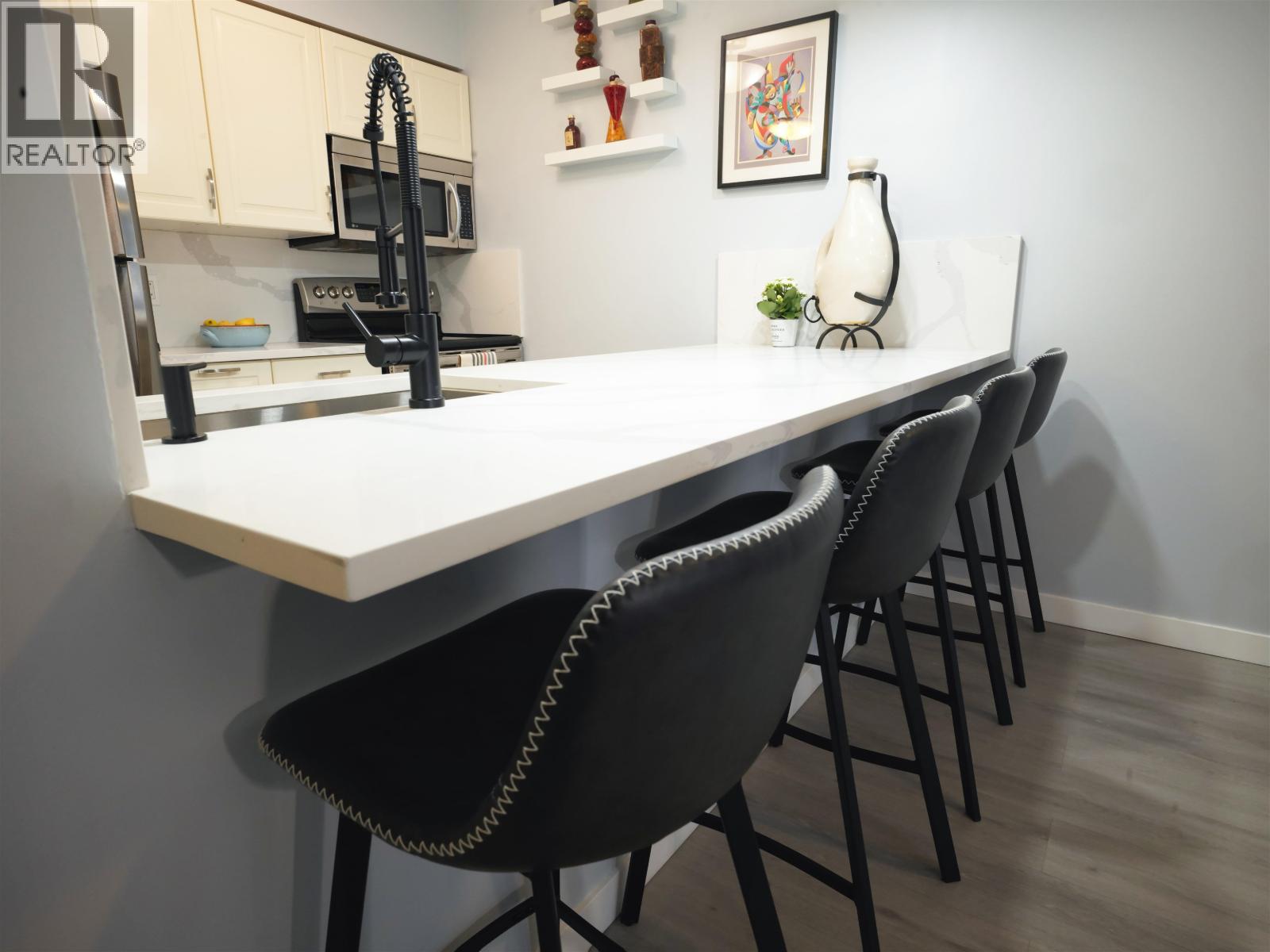 204 1550 Mariner Walk, Vancouver, British Columbia  V6J 4X9 - Photo 15 - R3072856