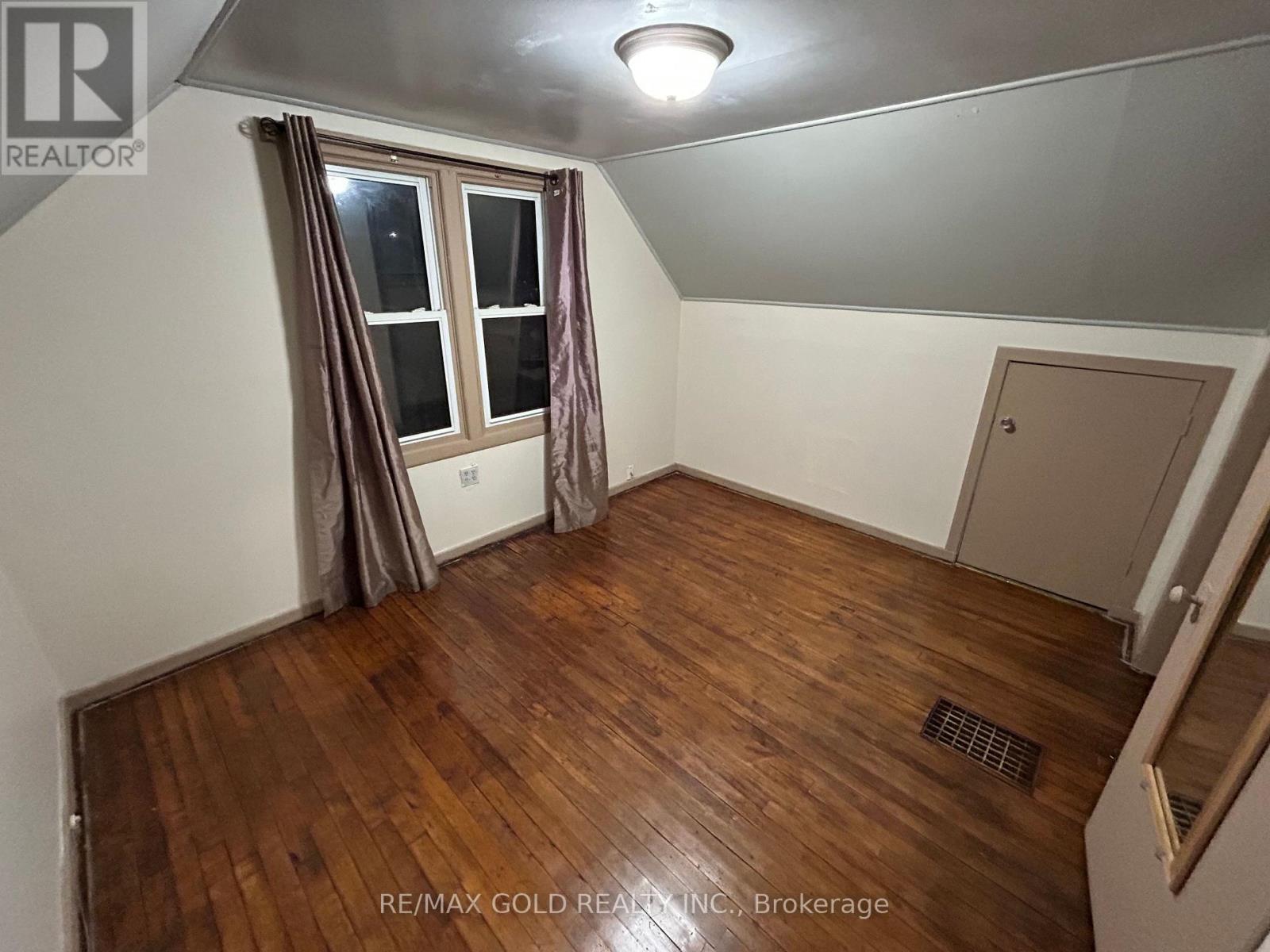 1315 Partington Avenue, Windsor, Ontario  N9B 2P5 - Photo 11 - X12609904