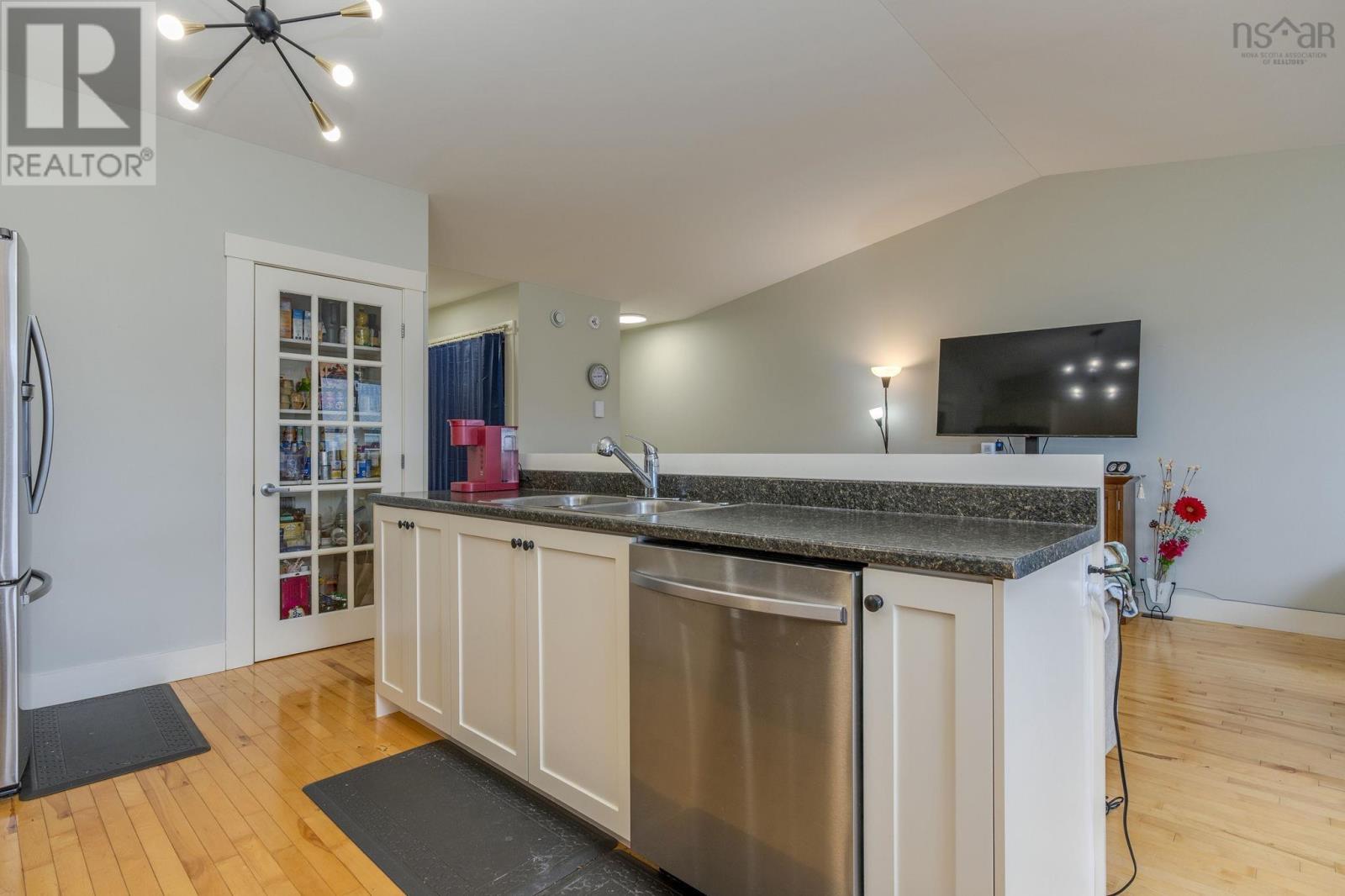 75 Sailors Trail, Eastern Passage, Nova Scotia  B3G 0A2 - Photo 10 - 202526295