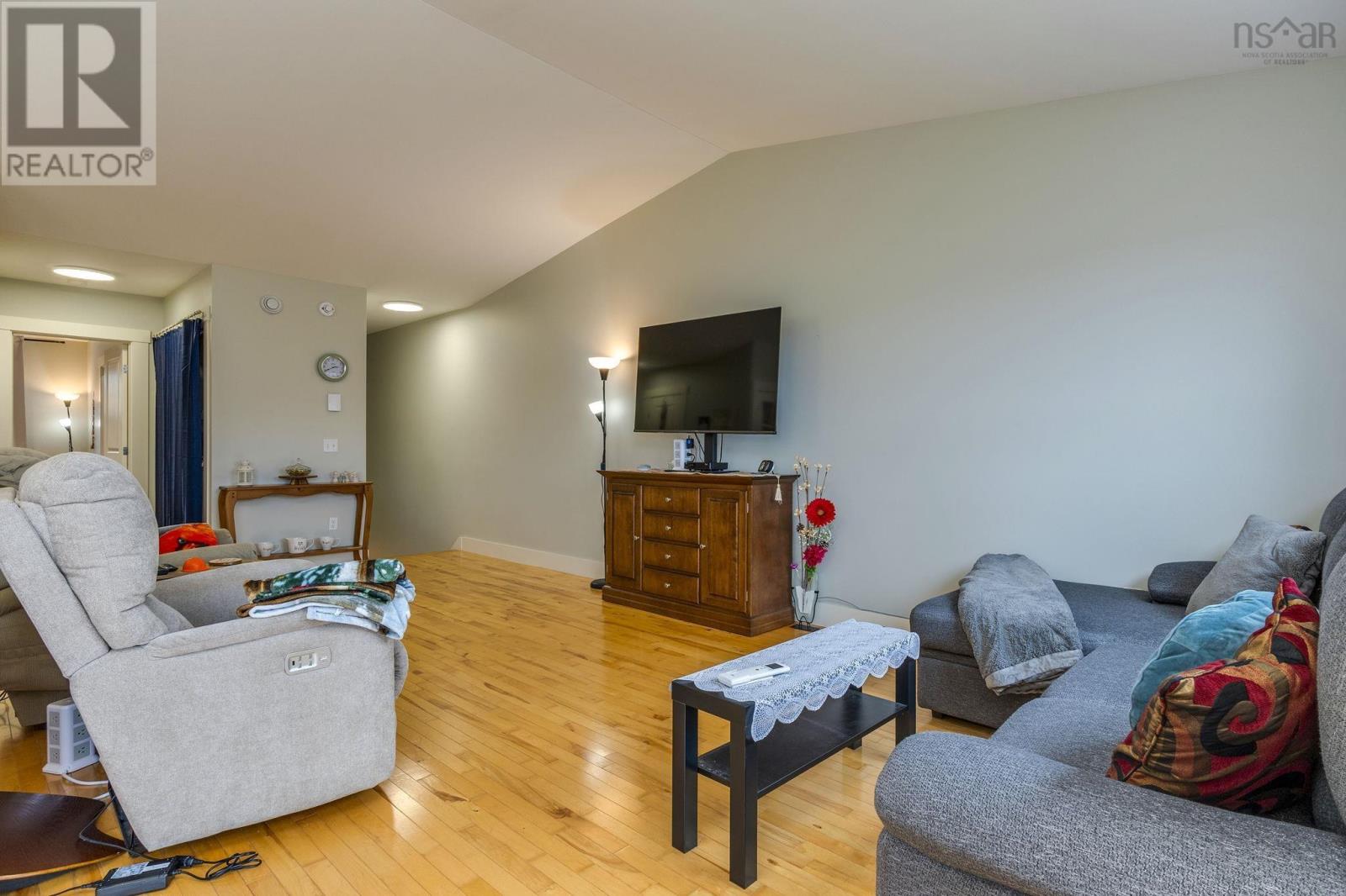 75 Sailors Trail, Eastern Passage, Nova Scotia  B3G 0A2 - Photo 4 - 202526295