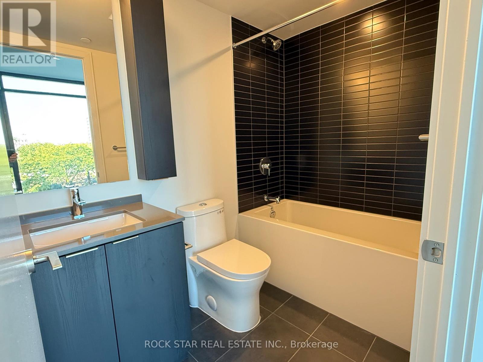 329 - 3009 Novar Road, Mississauga, Ontario  L5B 0P9 - Photo 10 - W12611530