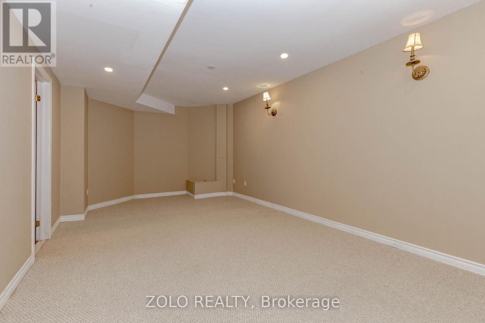 2257 Manor Hill Drive N, Mississauga, Ontario  L5M 5B8 - Photo 15 - W12611540