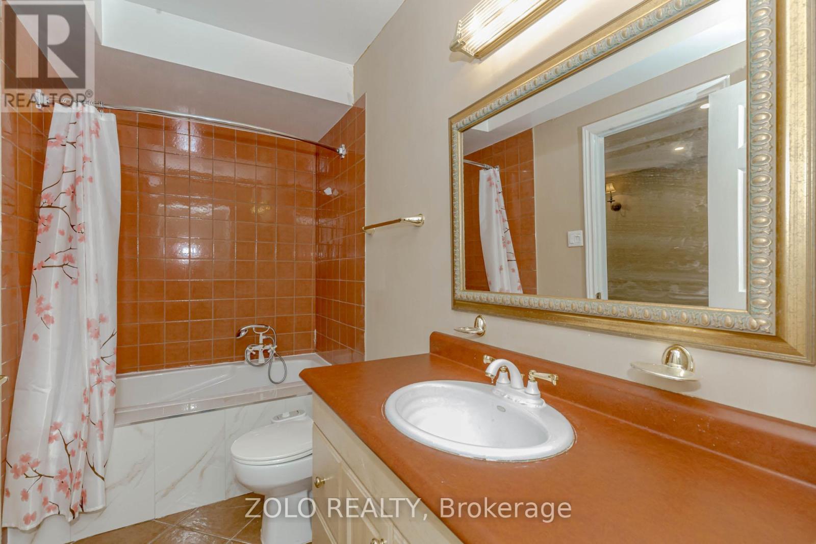 2257 Manor Hill Drive N, Mississauga, Ontario  L5M 5B8 - Photo 17 - W12611540