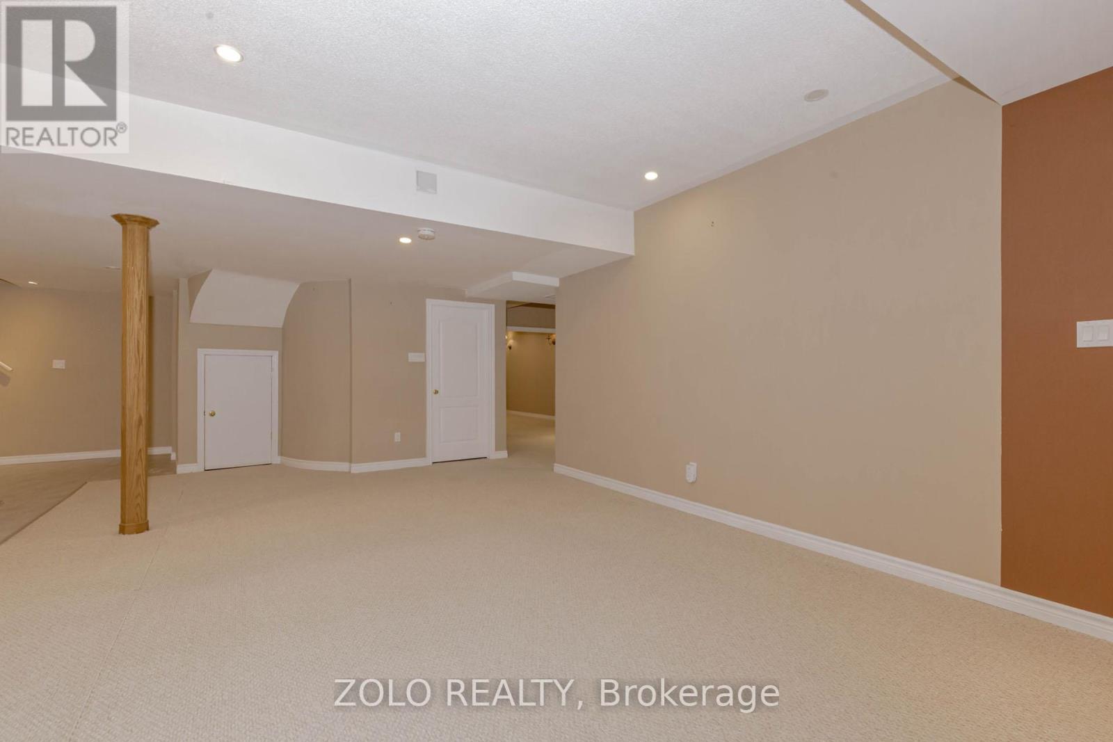 2257 Manor Hill Drive N, Mississauga, Ontario  L5M 5B8 - Photo 7 - W12611540