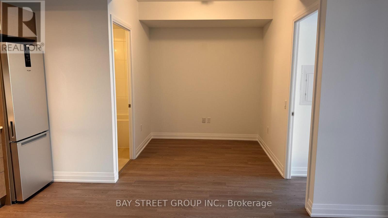 617 - 412 Silver Maple Road, Oakville, Ontario  L6H 6Z9 - Photo 17 - W12611544