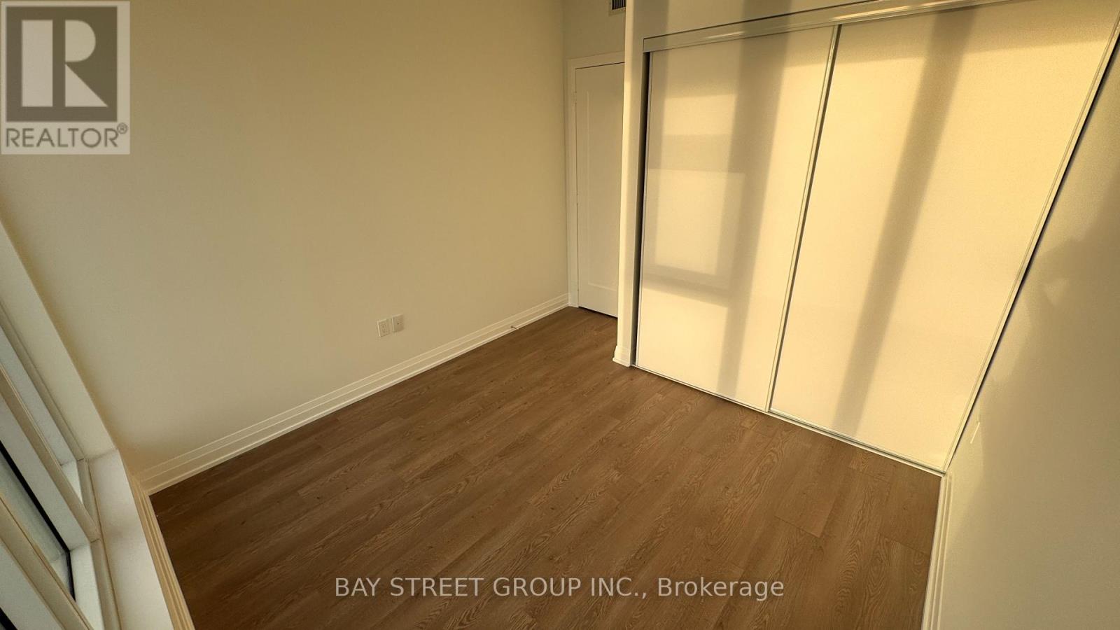 617 - 412 Silver Maple Road, Oakville, Ontario  L6H 6Z9 - Photo 22 - W12611544