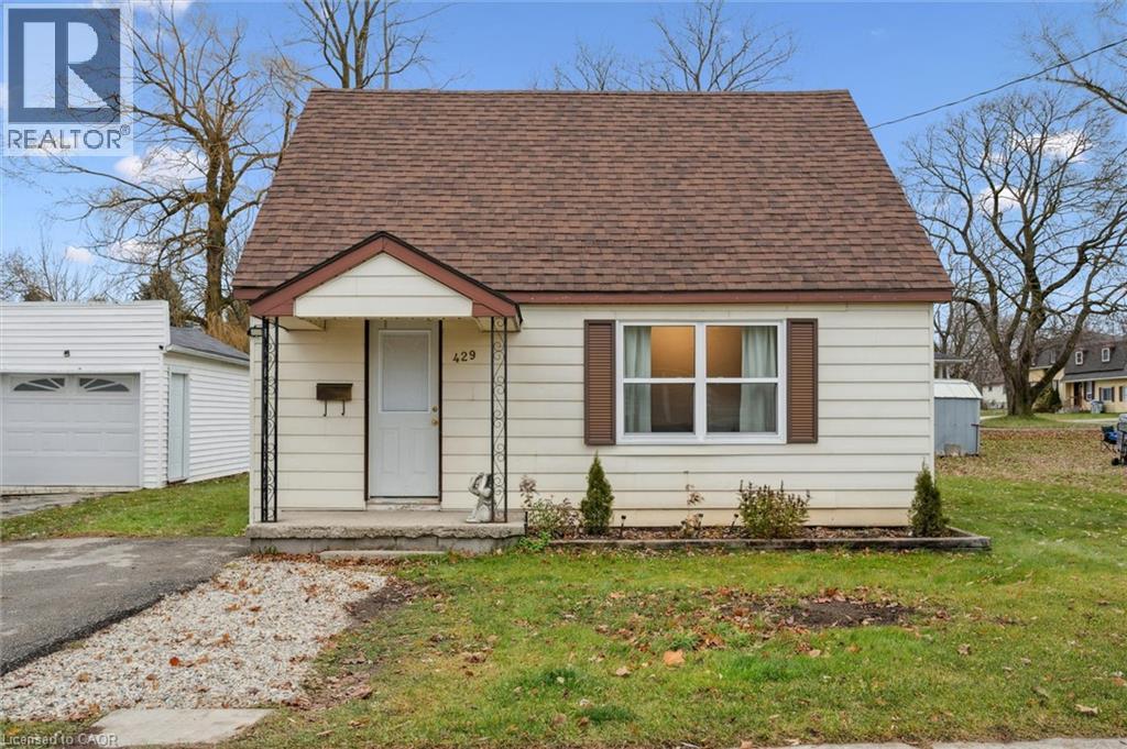 429 Clayton Street, Listowel, Ontario  N4W 2G4 - Photo 2 - 40790900