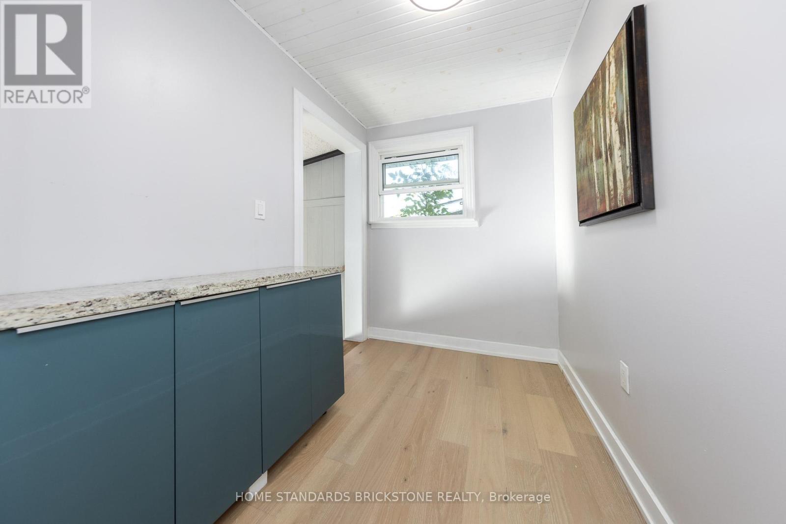 2208 Willard Avenue, Innisfil, Ontario  L9S 2C1 - Photo 15 - N12420185