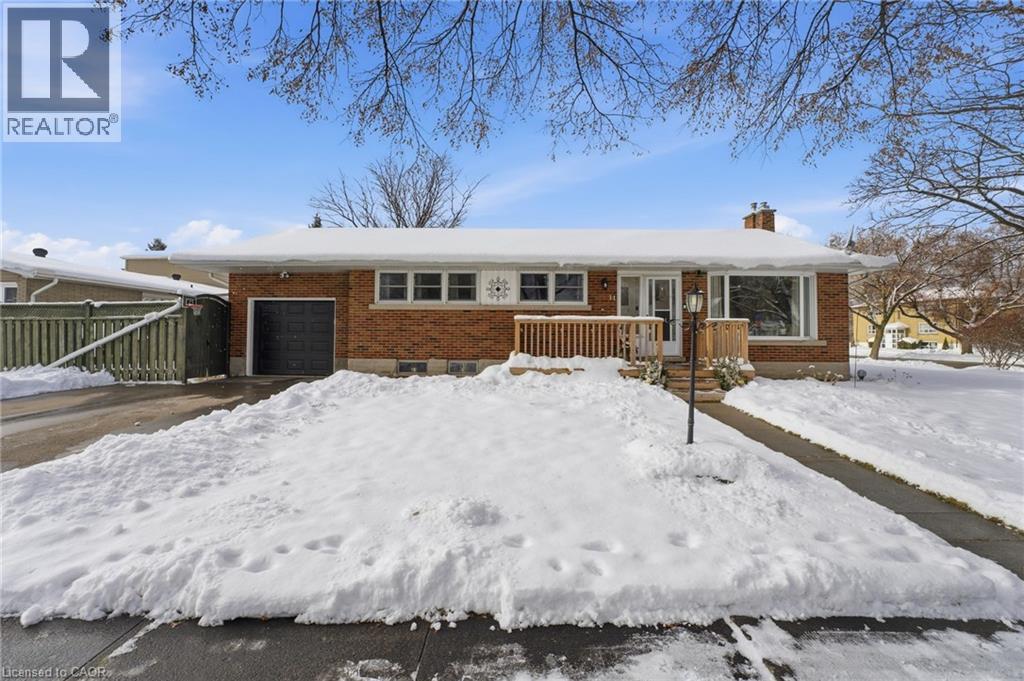 11 Kensington Avenue, Kitchener, Ontario  N2B 1J5 - Photo 14 - 40792056