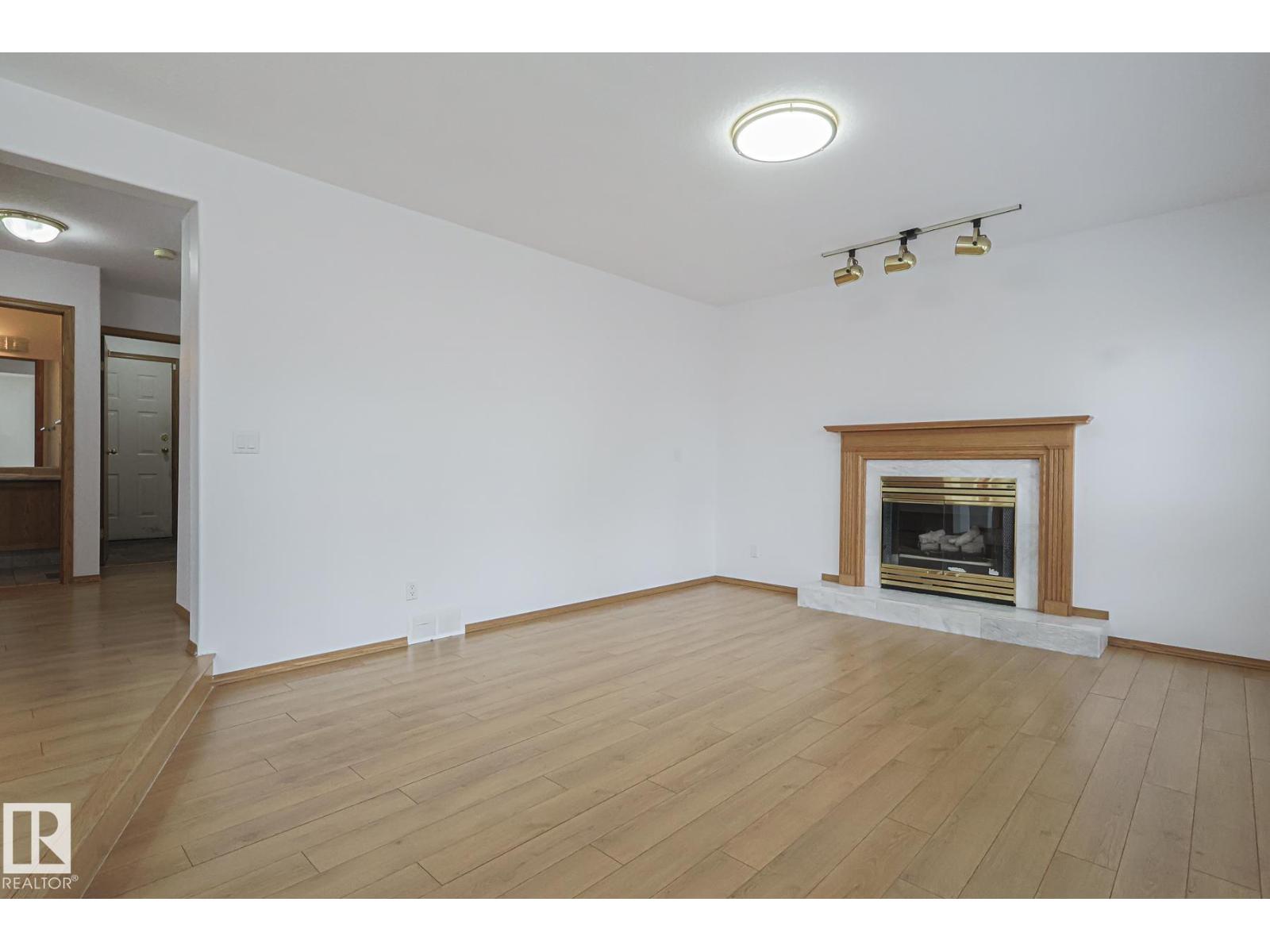 4631 43 Av Nw, Edmonton, Alberta  T6L 6L9 - Photo 15 - E4460205