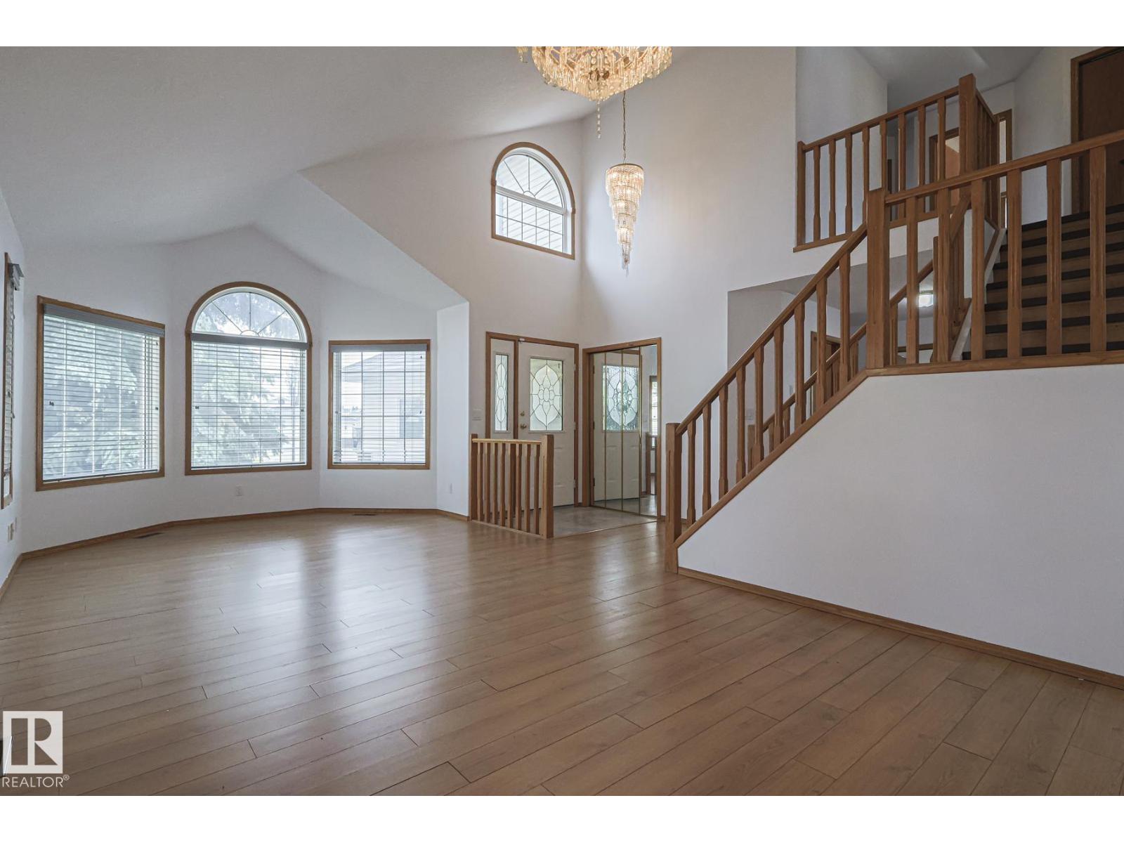 4631 43 Av Nw, Edmonton, Alberta  T6L 6L9 - Photo 8 - E4460205