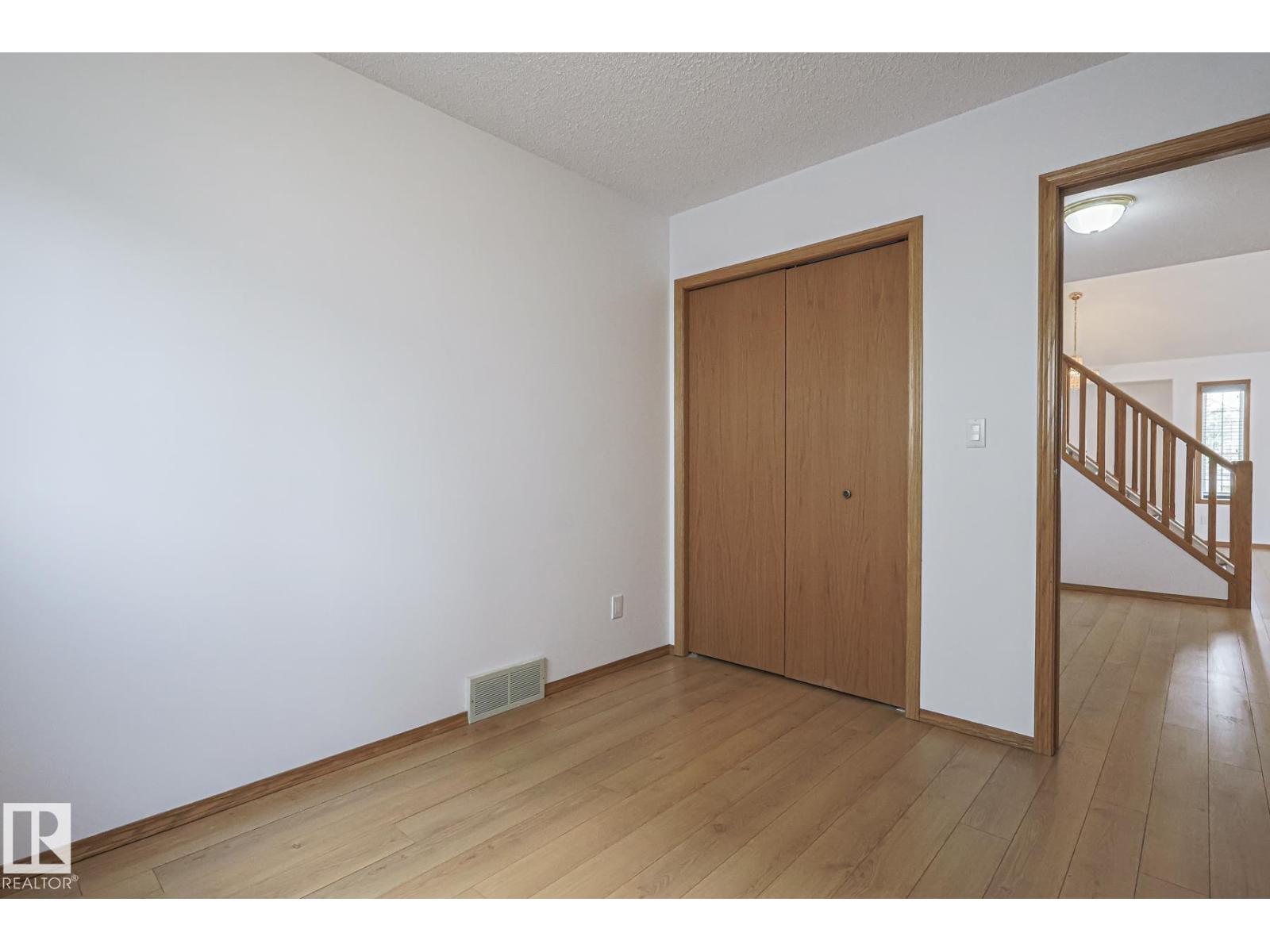 4631 43 Av Nw, Edmonton, Alberta  T6L 6L9 - Photo 23 - E4460205