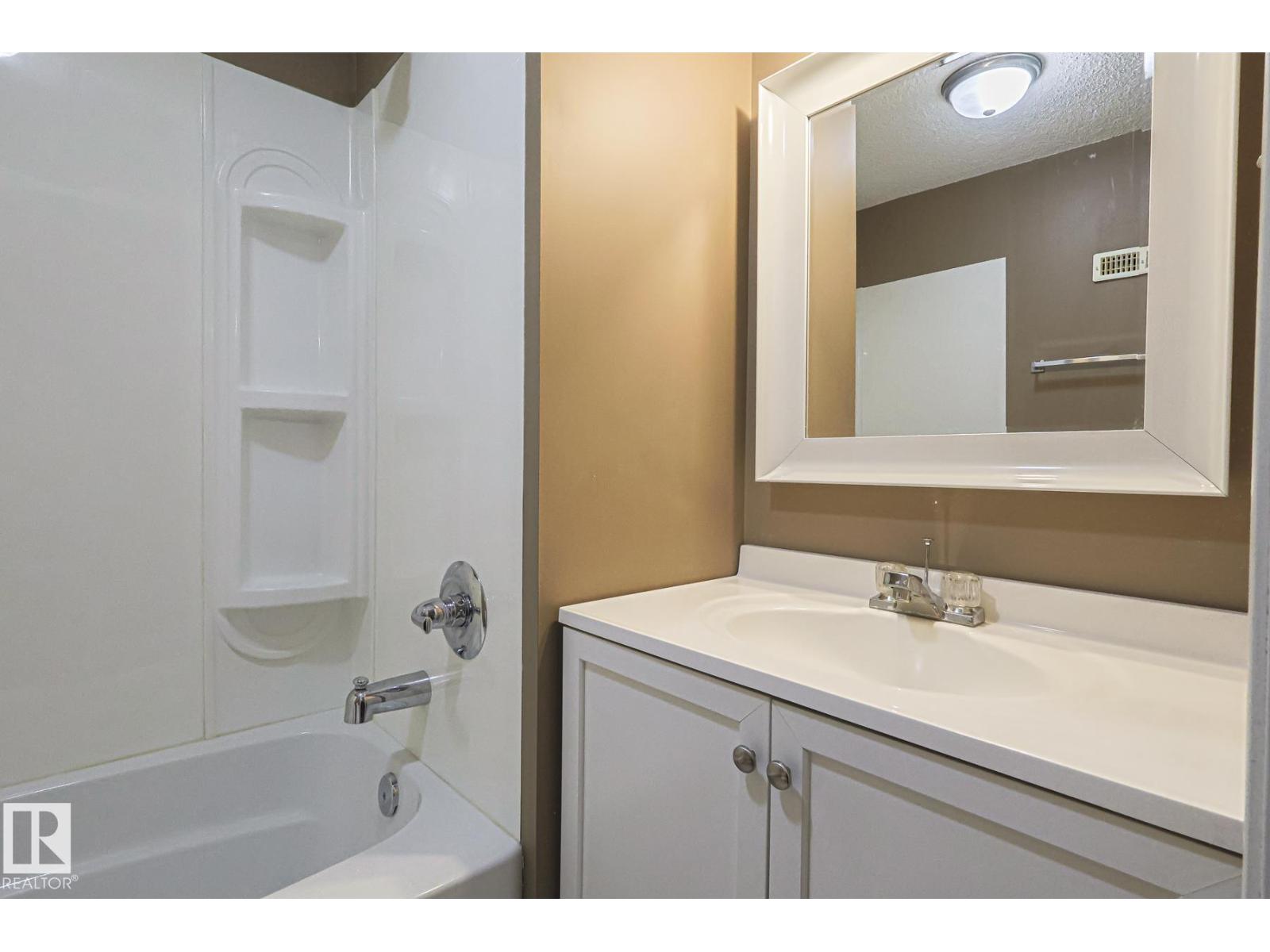 4631 43 Av Nw, Edmonton, Alberta  T6L 6L9 - Photo 66 - E4460205