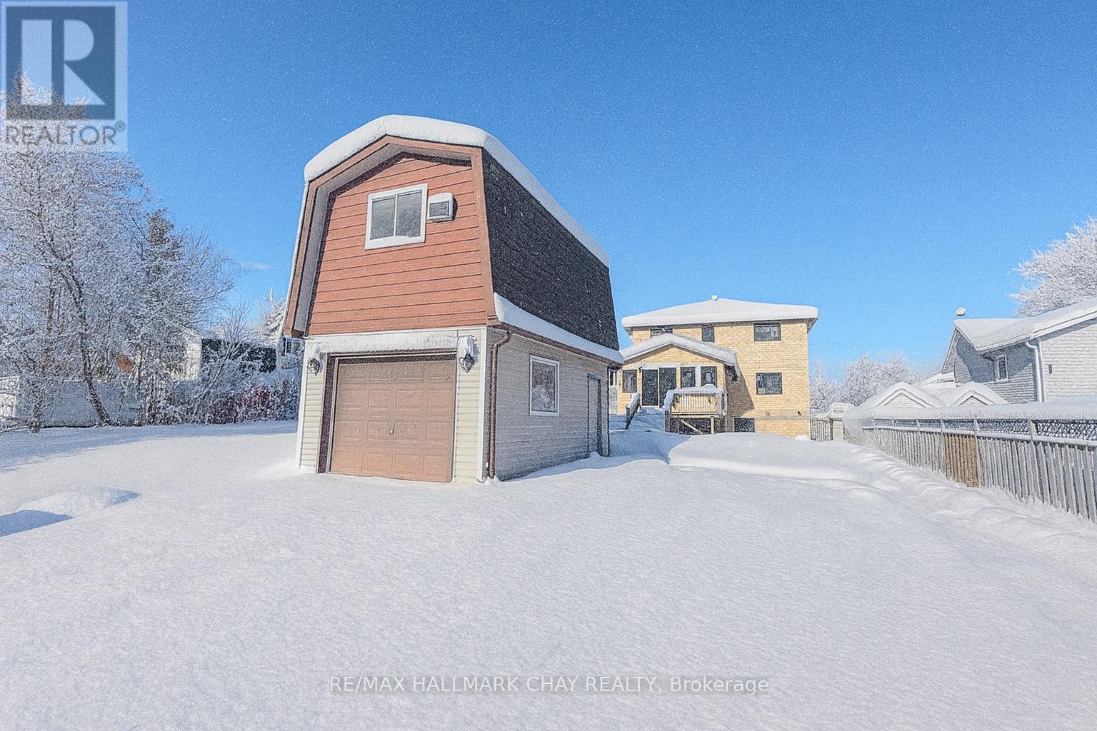 1063 WOOD STREET, Innisfil, Ontario