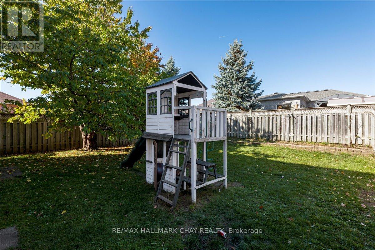 1967 Wilson Street, Innisfil, Ontario  L9S 2A1 - Photo 17 - N12556460