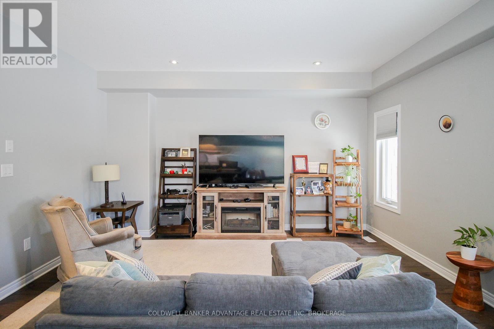 17 Homestead Way, Thorold, Ontario  L2V 0B7 - Photo 10 - X12611570