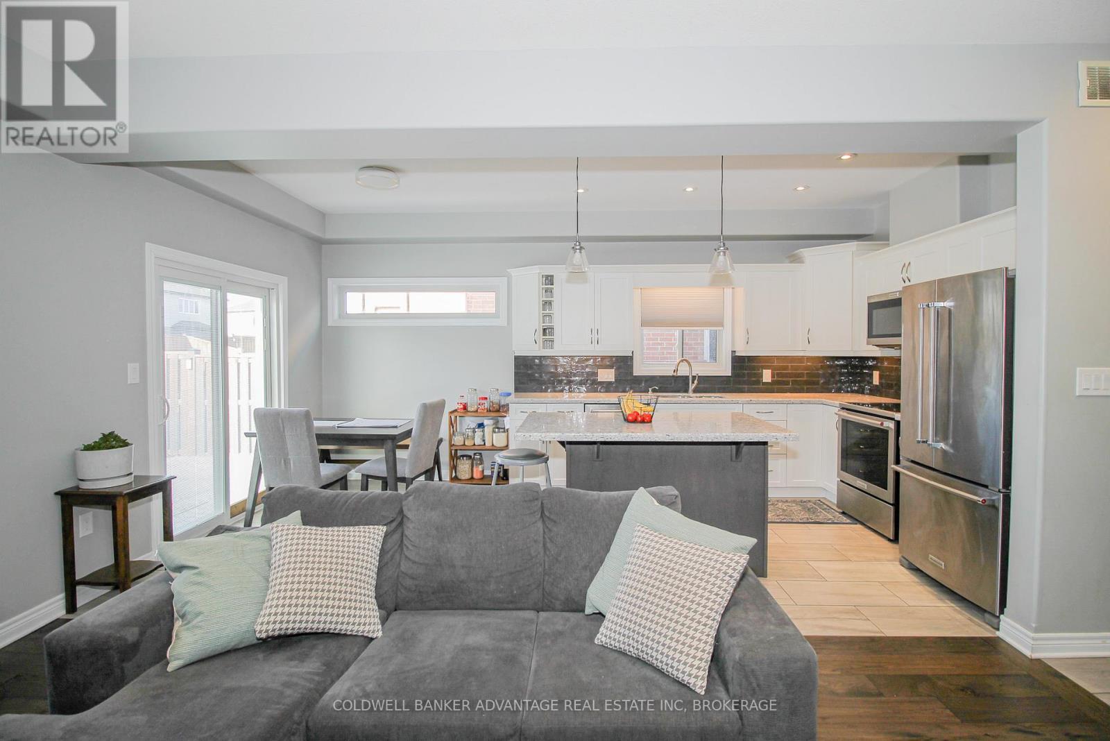 17 Homestead Way, Thorold, Ontario  L2V 0B7 - Photo 12 - X12611570