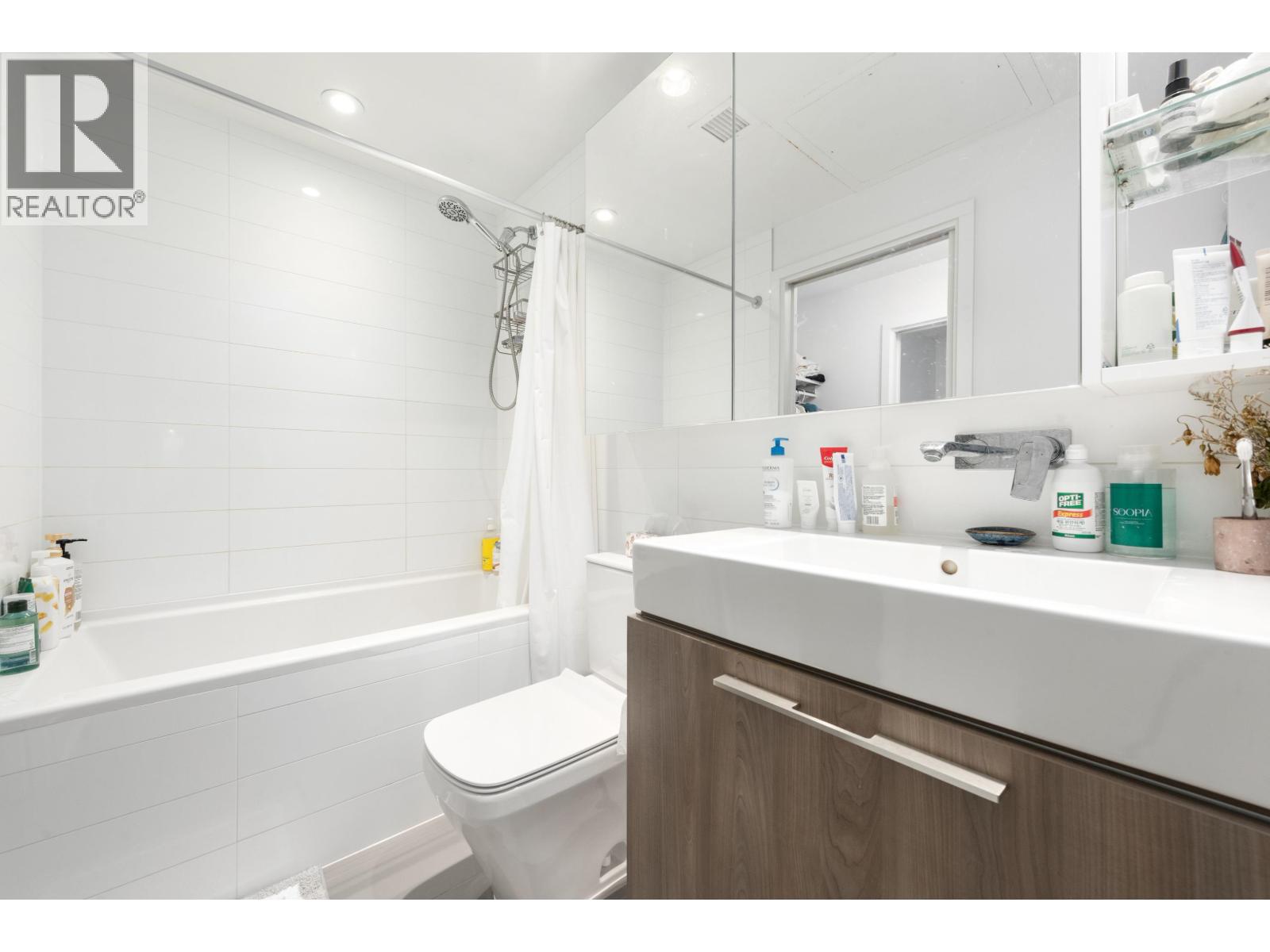 1907 1955 Alpha Way, Burnaby, British Columbia  V5C 0K6 - Photo 12 - R3072899