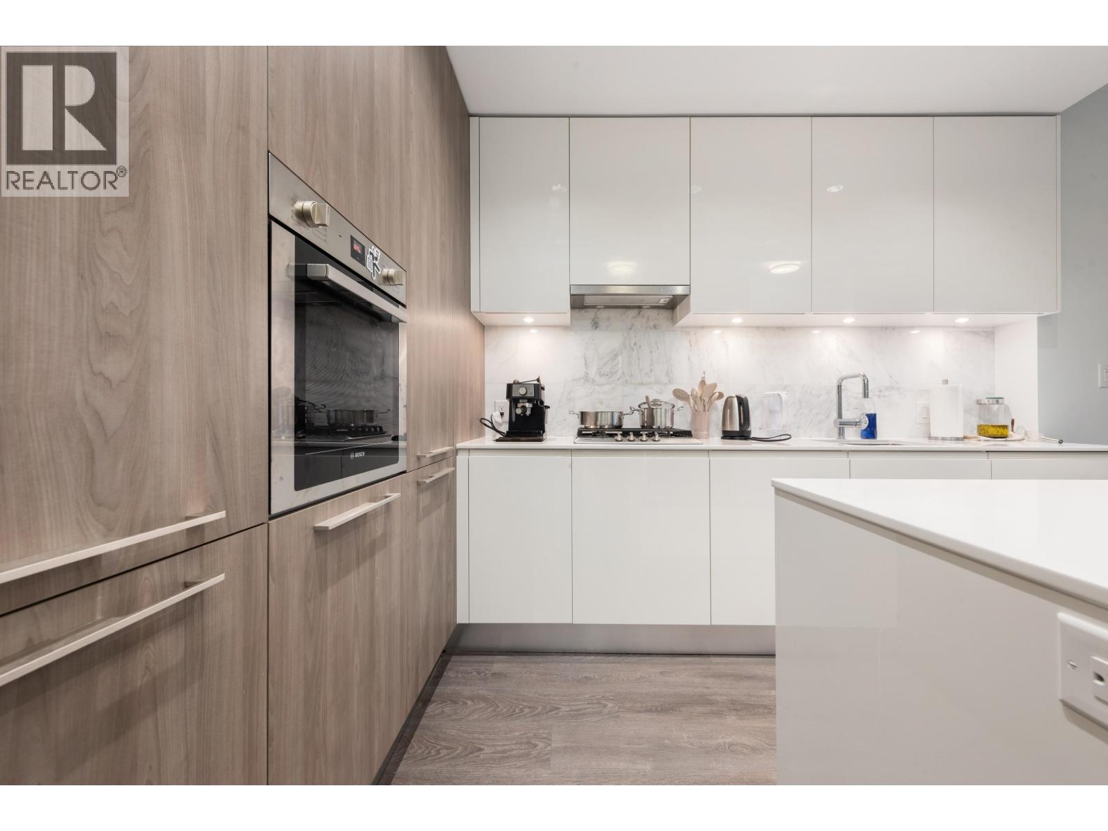 1907 1955 Alpha Way, Burnaby, British Columbia  V5C 0K6 - Photo 4 - R3072899